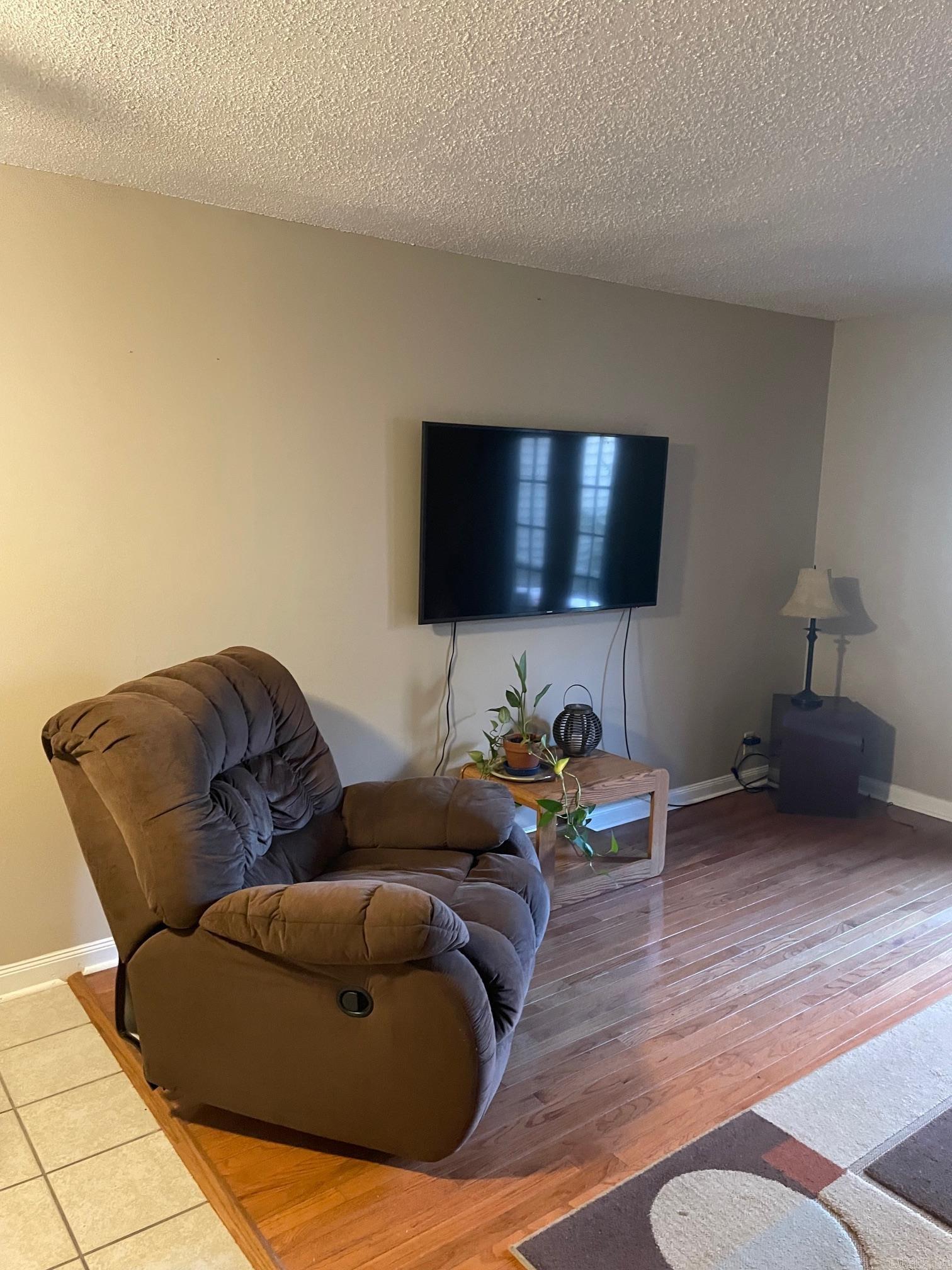 Lakewood Hills Condo - Residential