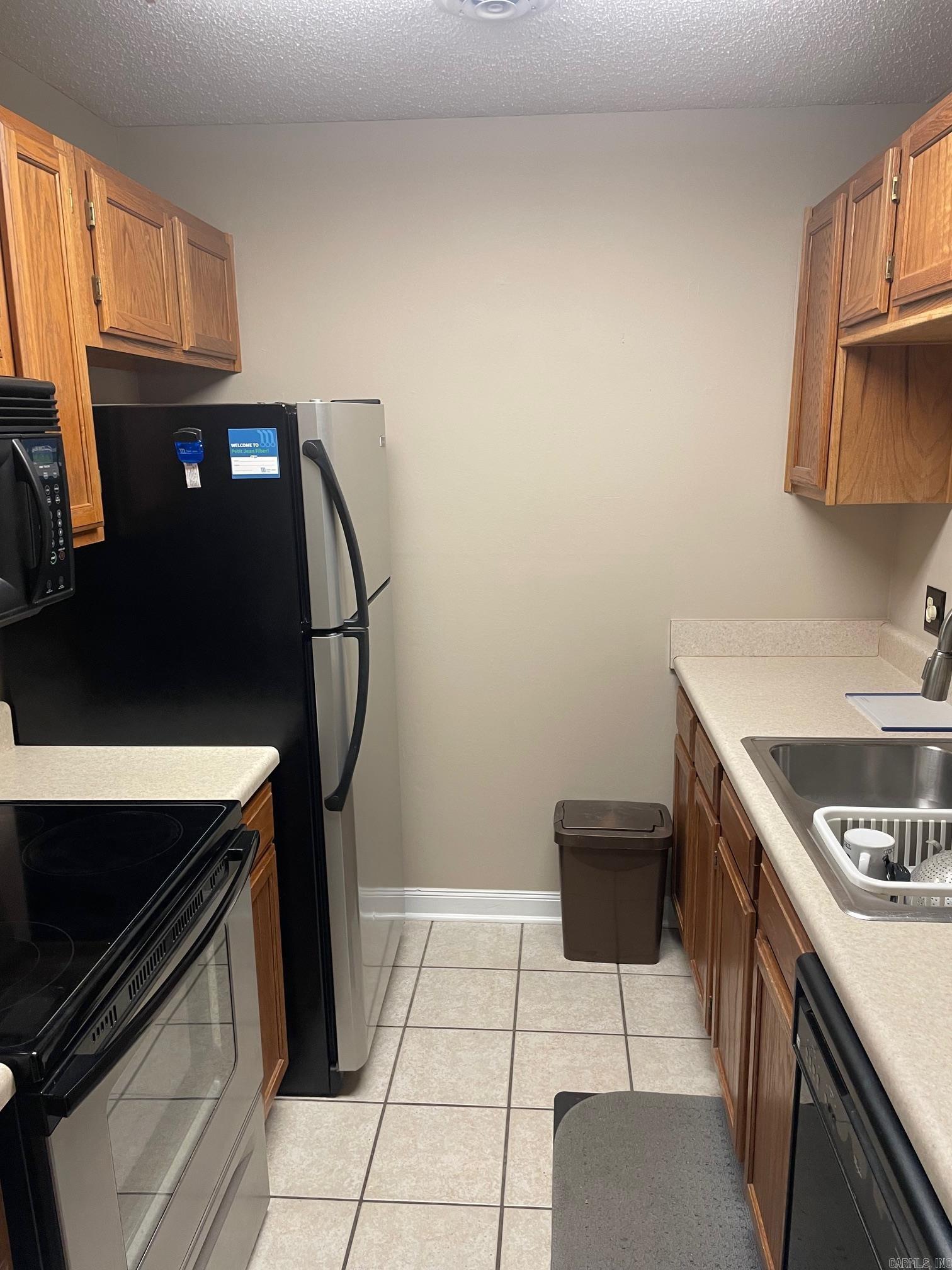 Lakewood Hills Condo - Residential