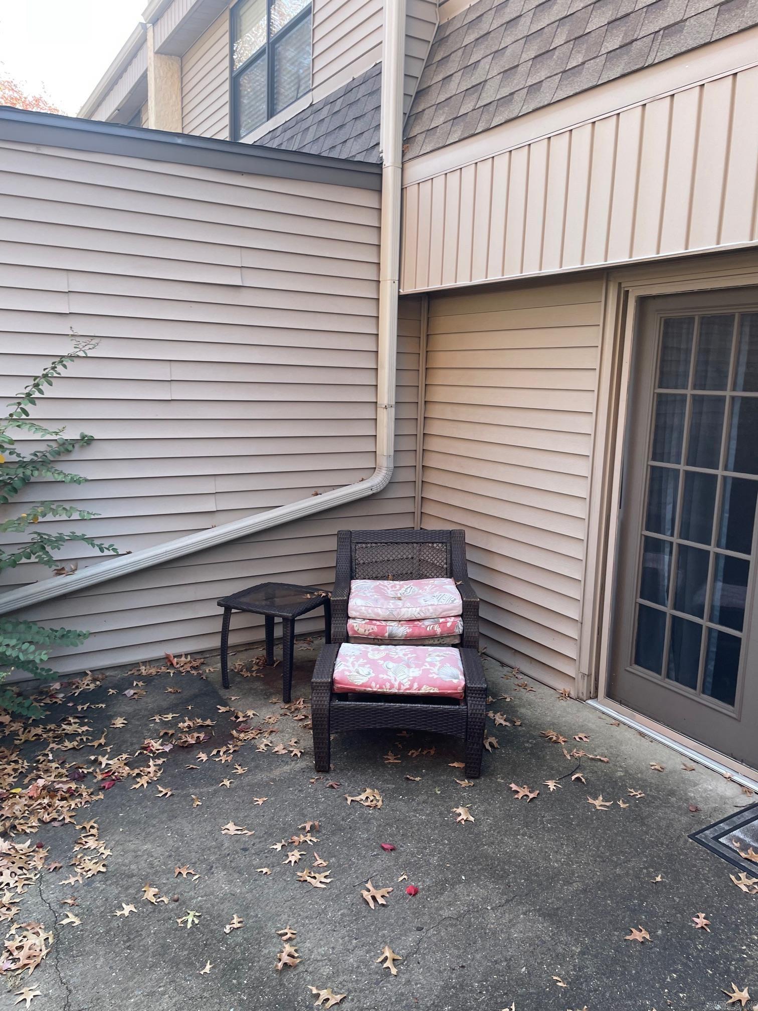 Lakewood Hills Condo - Residential
