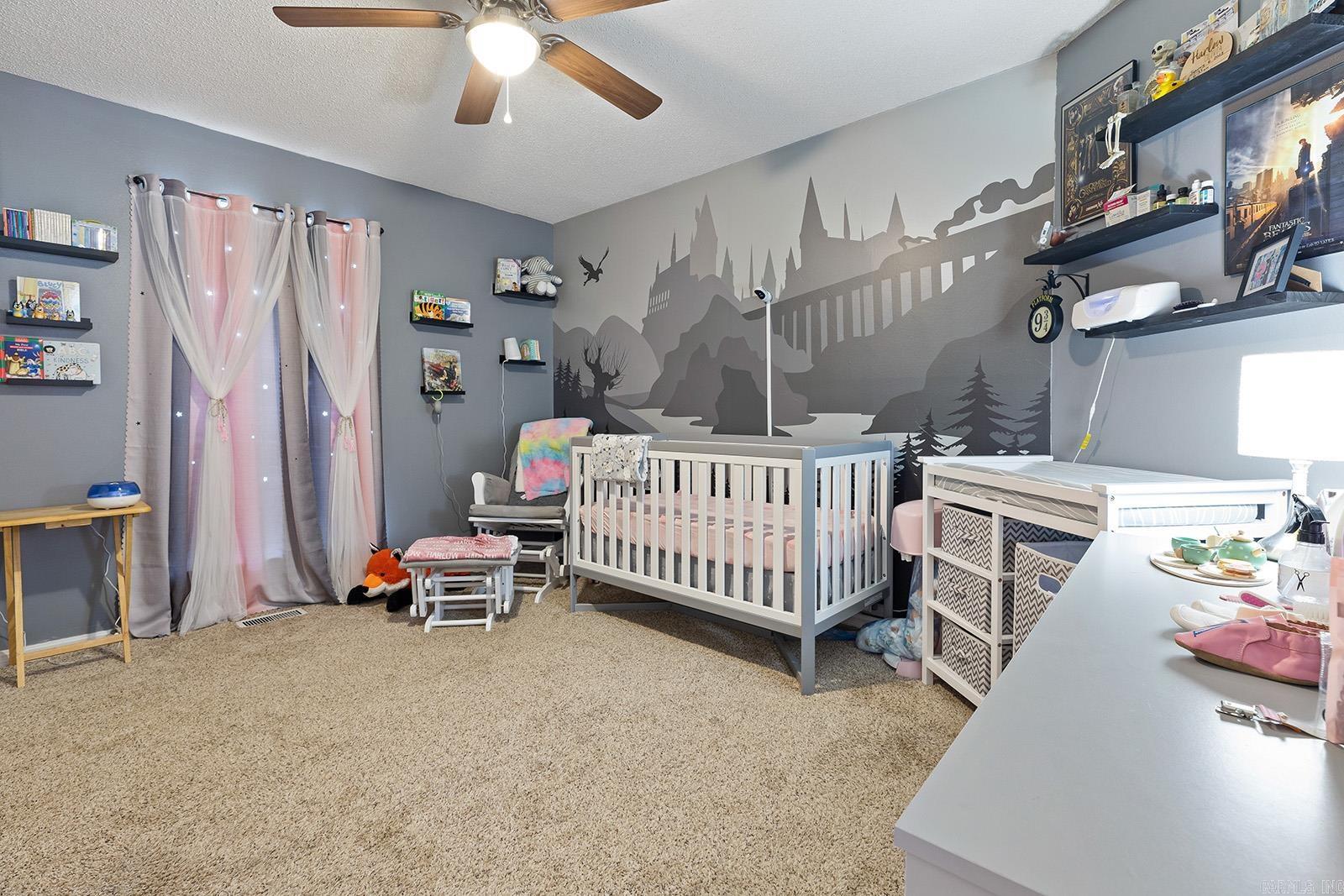 PLEASANT VIEW - Residential