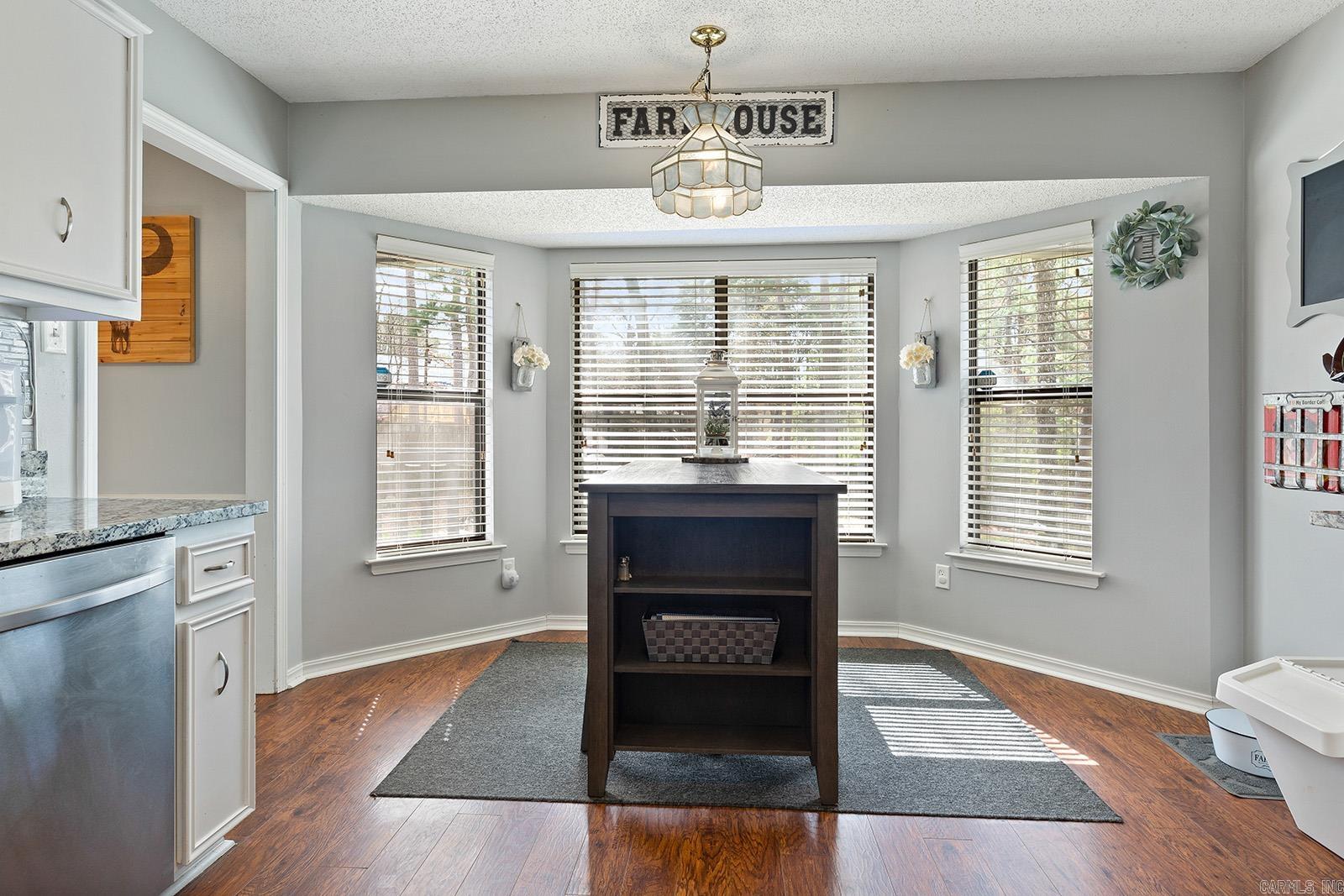 PLEASANT VIEW - Residential