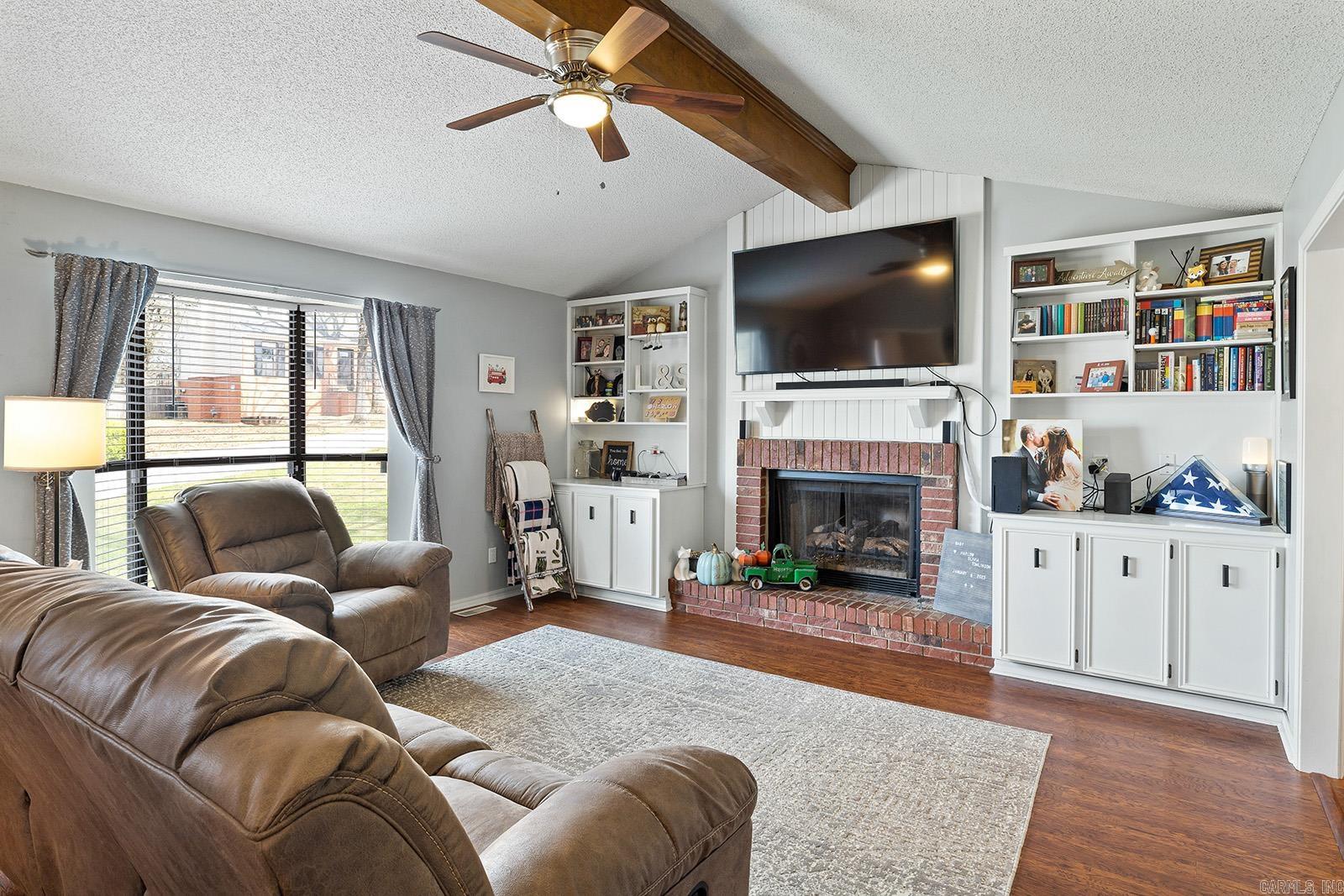 PLEASANT VIEW - Residential