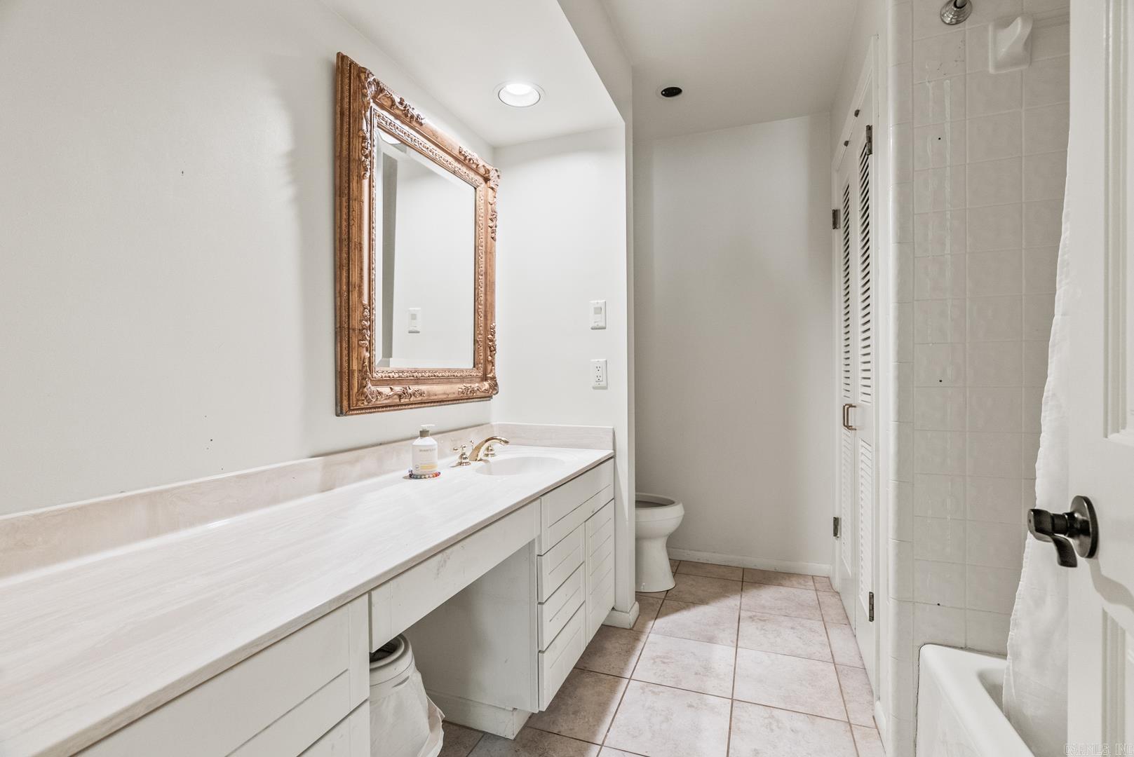 Elmo Walker - Residential