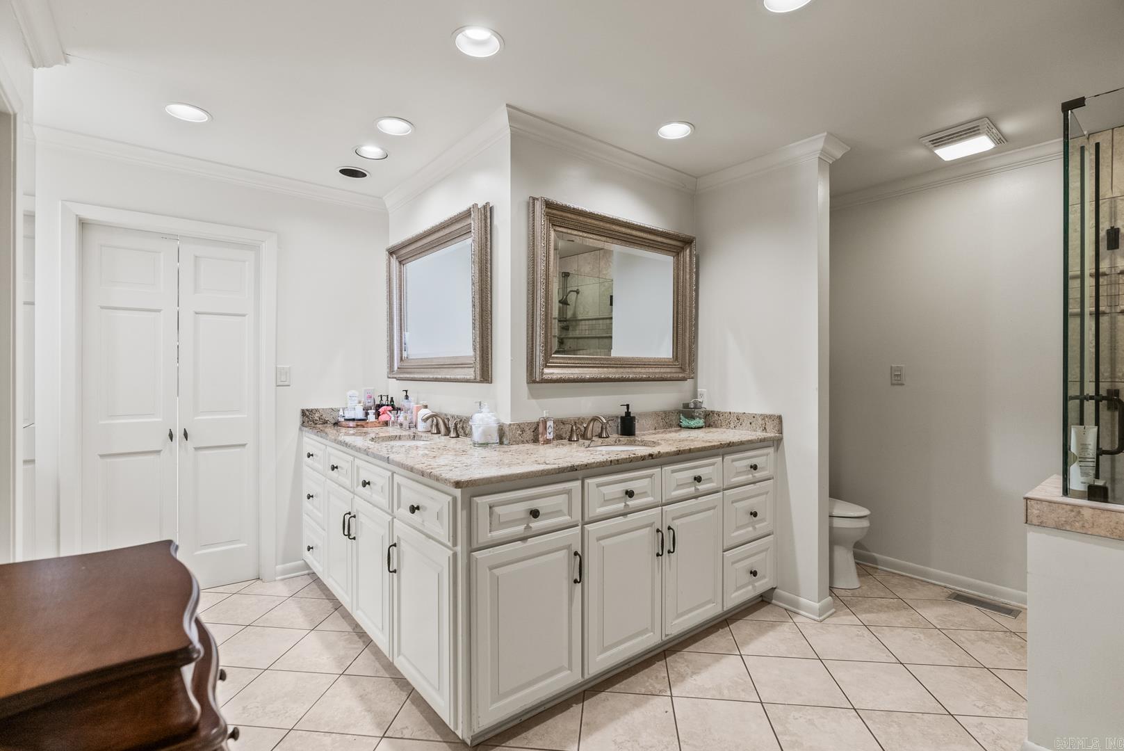 Elmo Walker - Residential