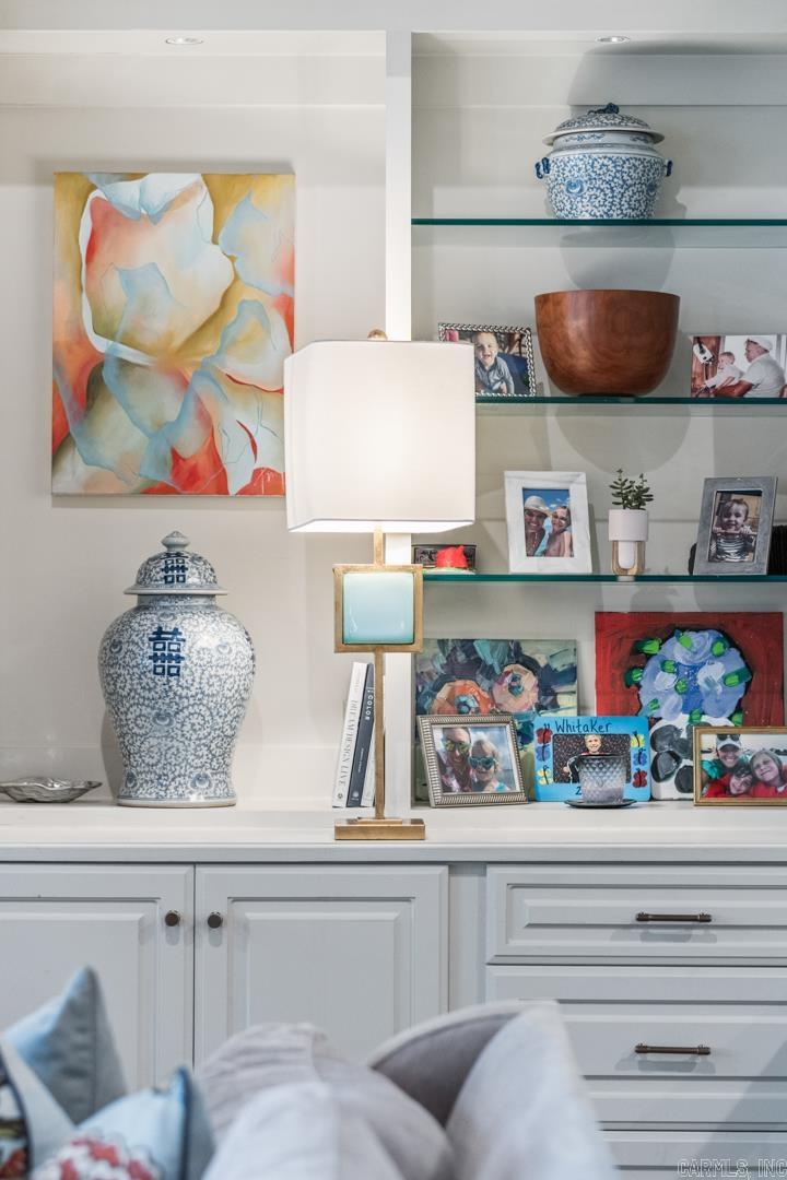 Elmo Walker - Residential