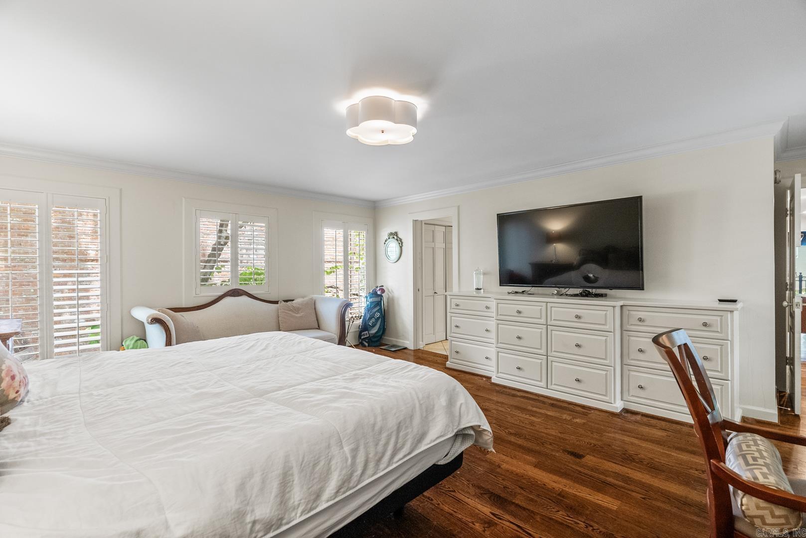 Elmo Walker - Residential