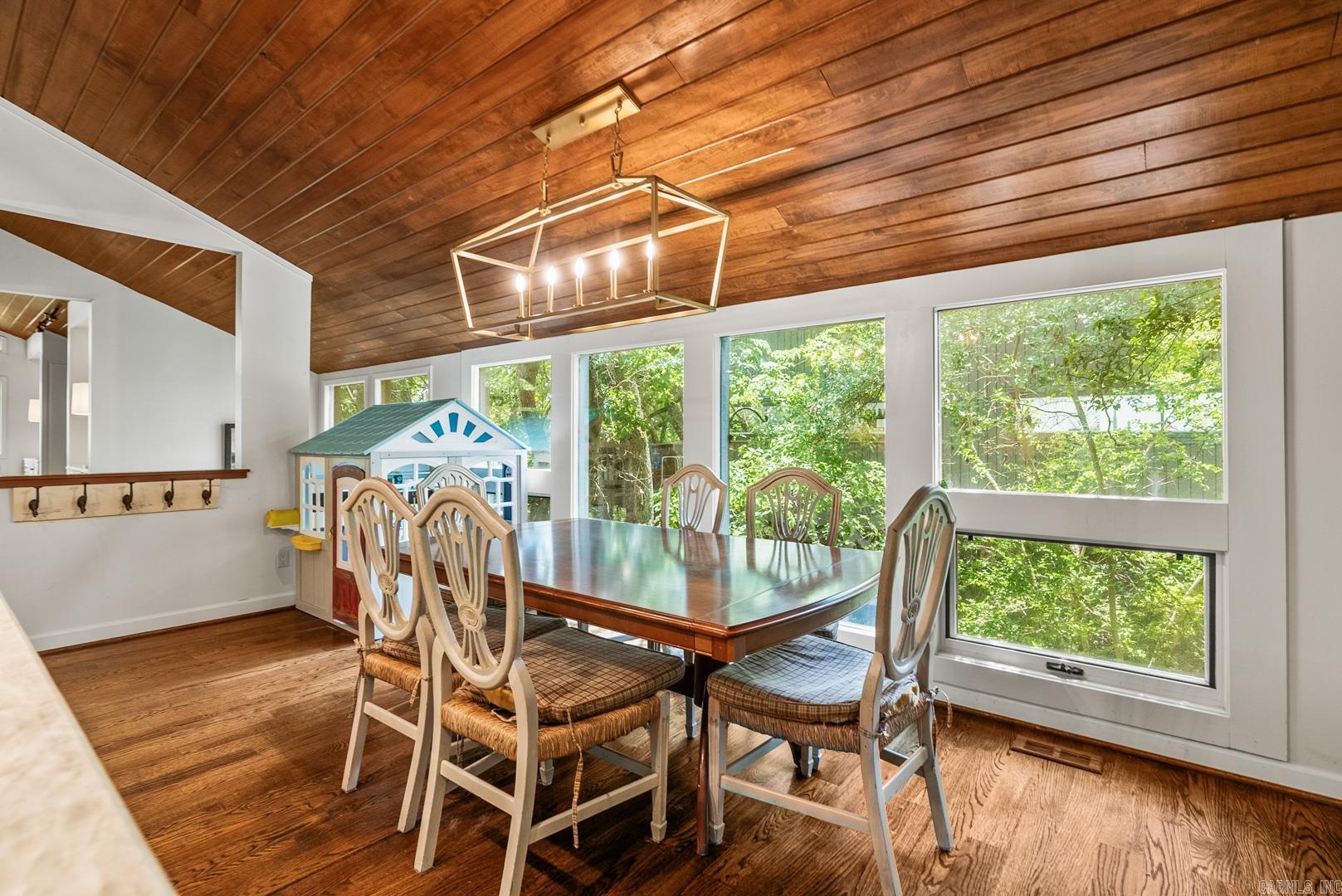 Elmo Walker - Residential