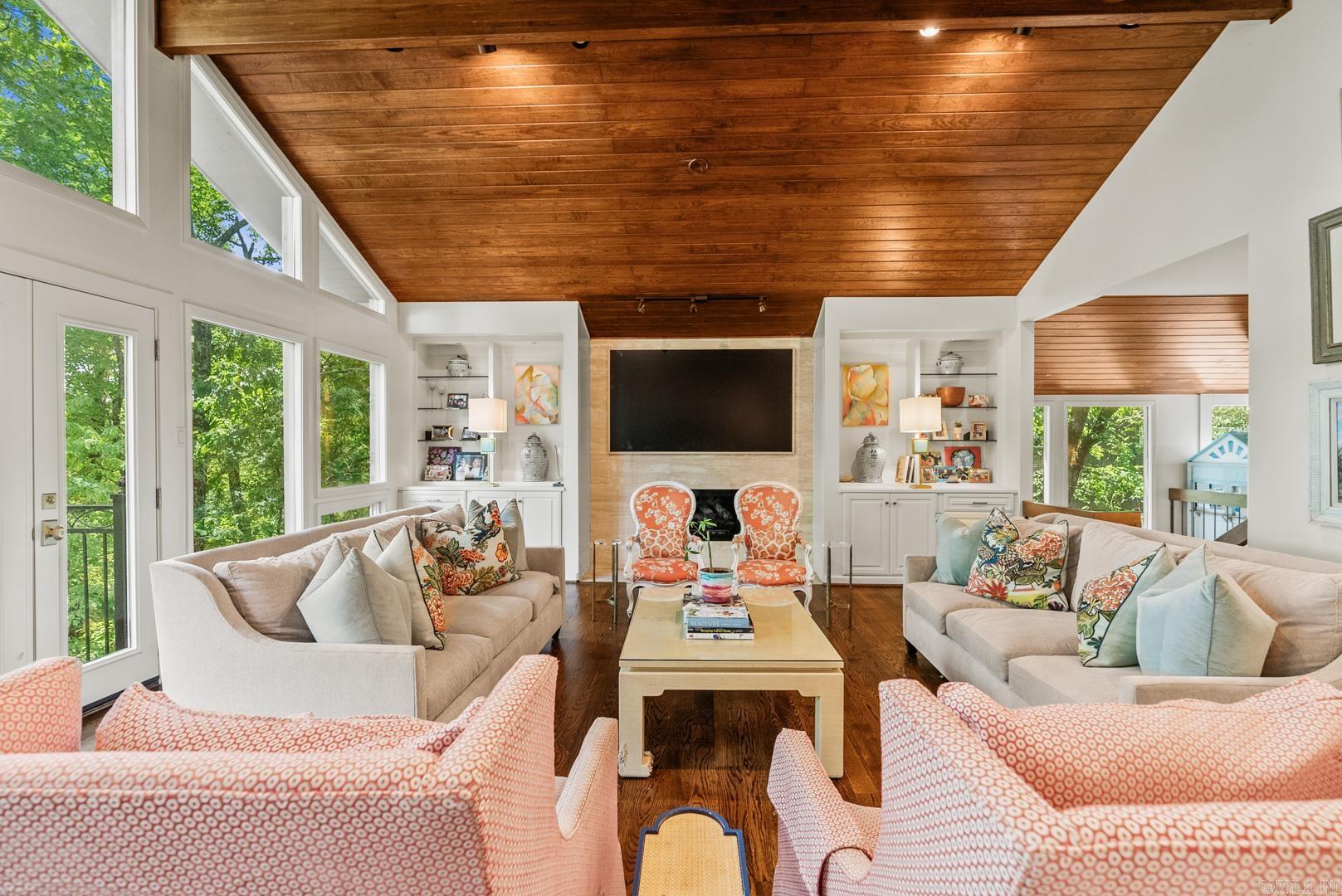 Elmo Walker - Residential