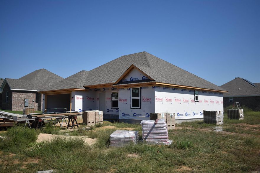 New construction home. The house has a completion date of approx. Mid January. The home will have white cabinets with crown molding and granite tops. The living rm will have crown molding and nice trim around the windows and doors. The home will have luxurious vinyl flooring through-out. The paint is light French gray.