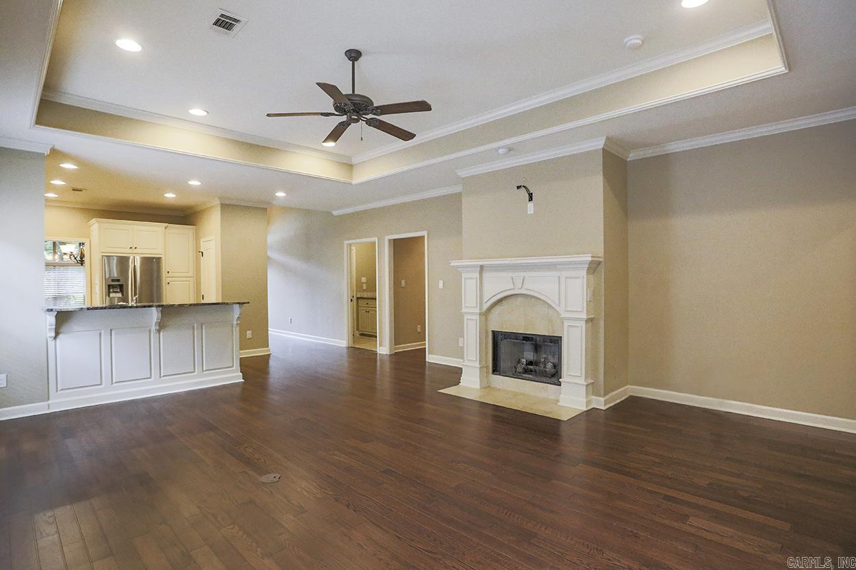 LONGLEAF COVE - Residential