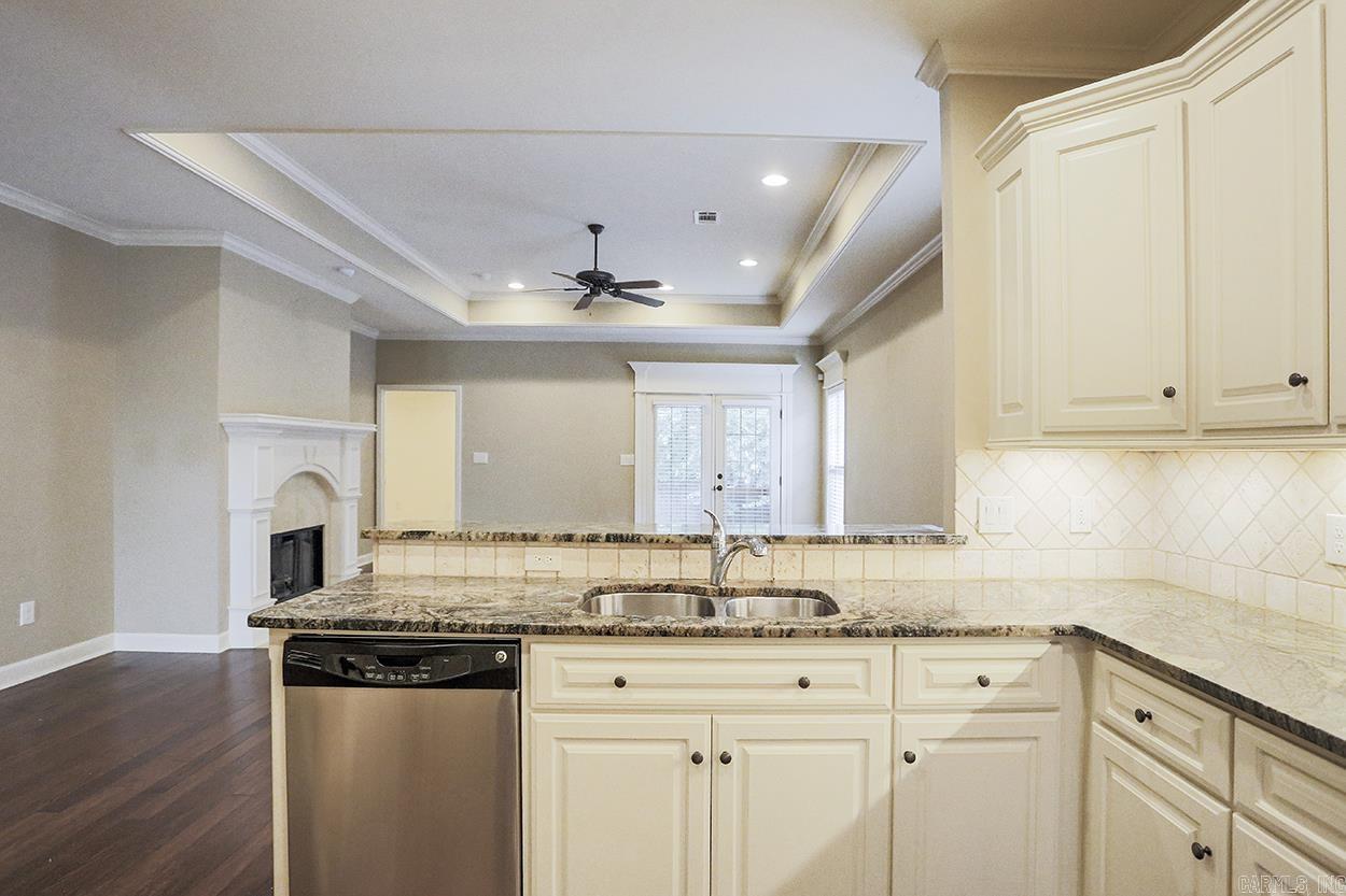 LONGLEAF COVE - Residential