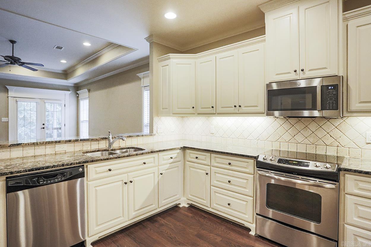 LONGLEAF COVE - Residential