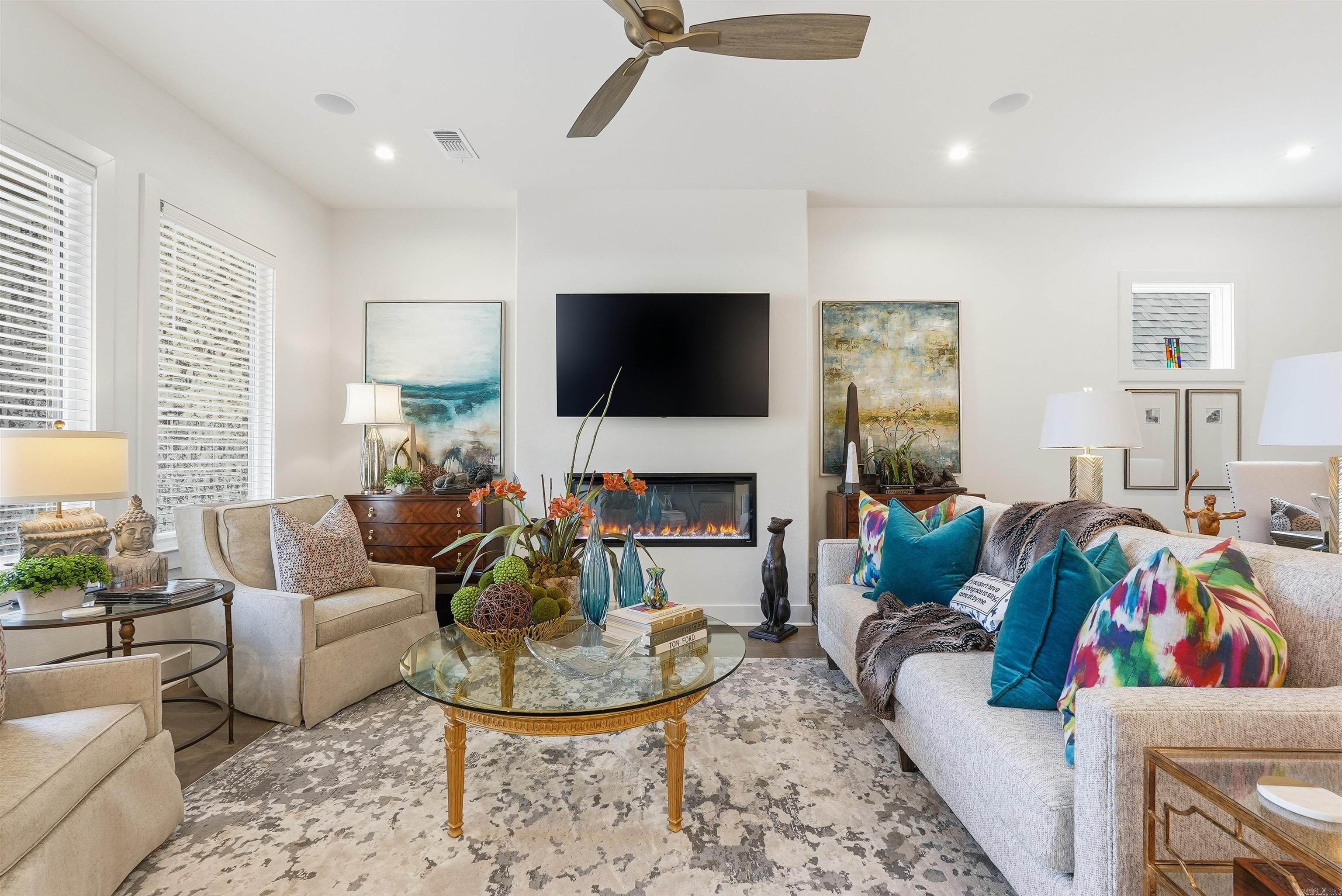 MERGERON COURT - Residential