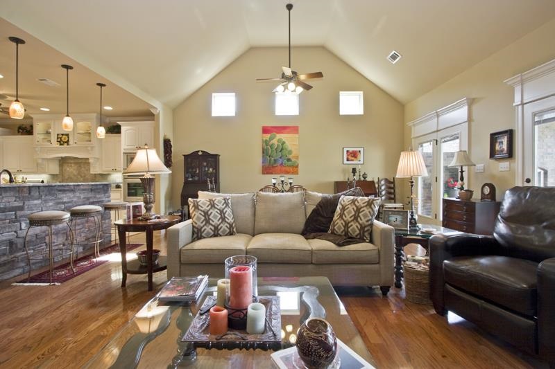 HURRICANE LAKE EST - Residential