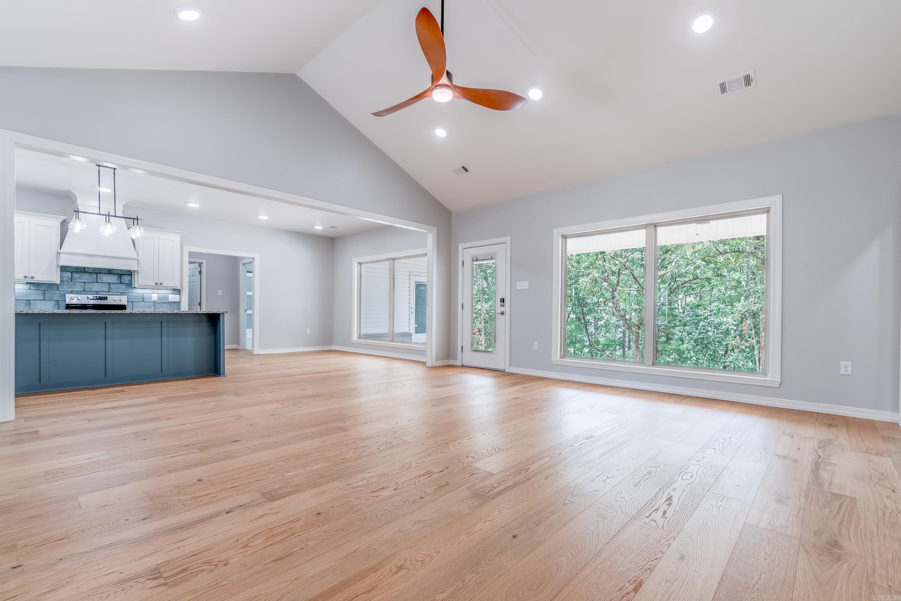 Eagle Crest - Residential