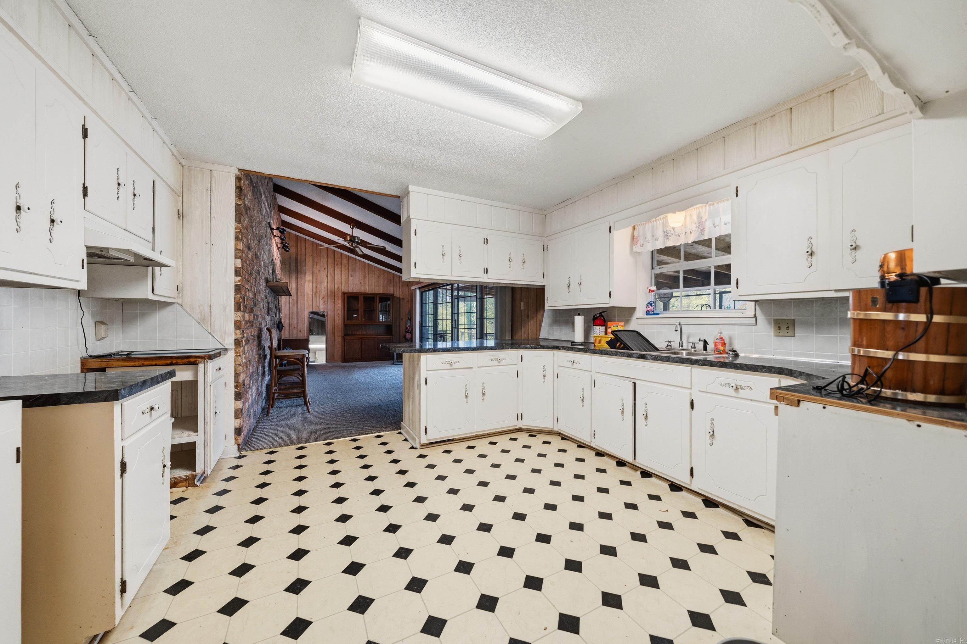 WHITTINGTON ADDITION - Residential