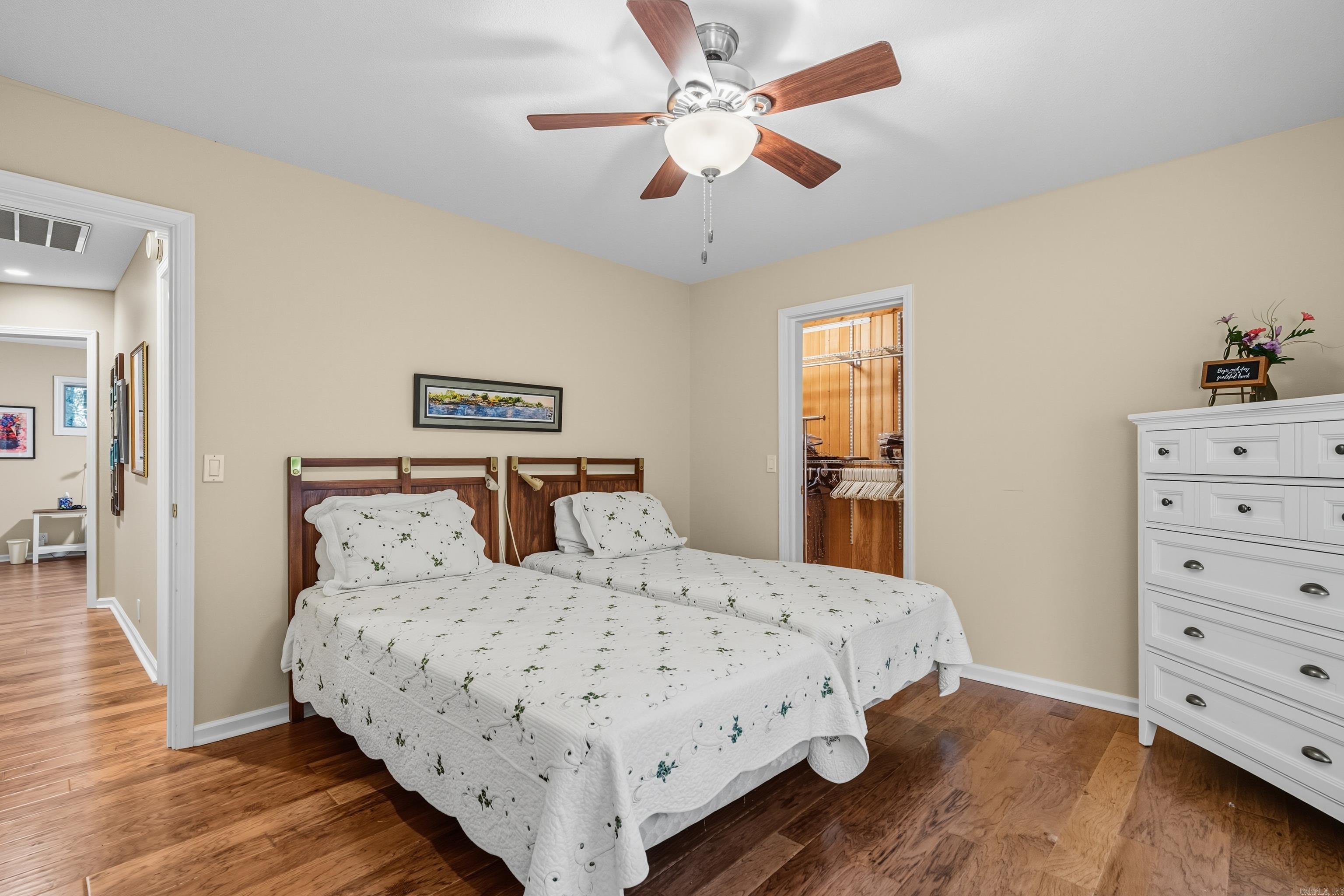 Villa Alegre Courts - Residential
