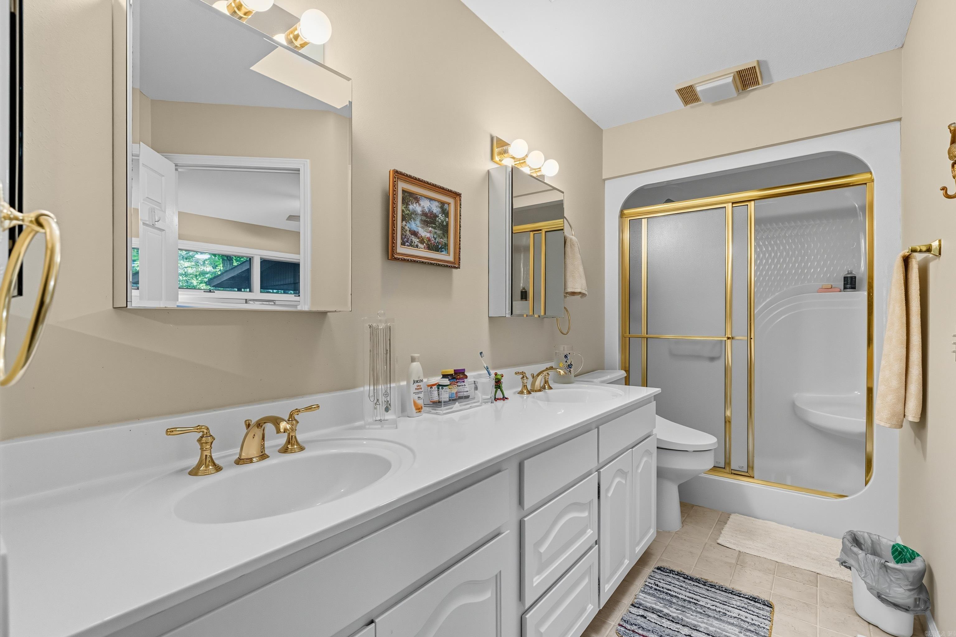 Villa Alegre Courts - Residential