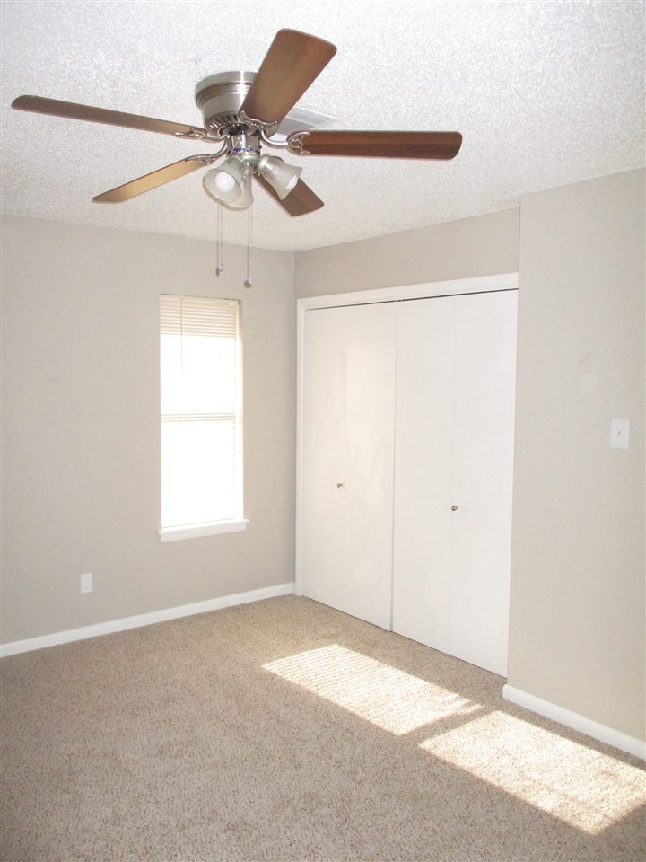 Oak View Annex #1 - Residential Lease