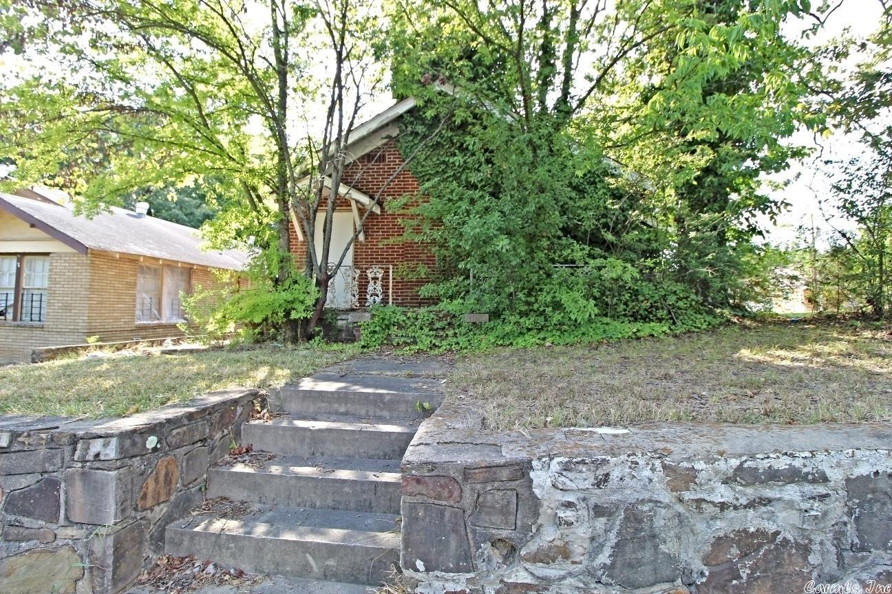 Photo 2 of 7 of 1904 S Pine Street land