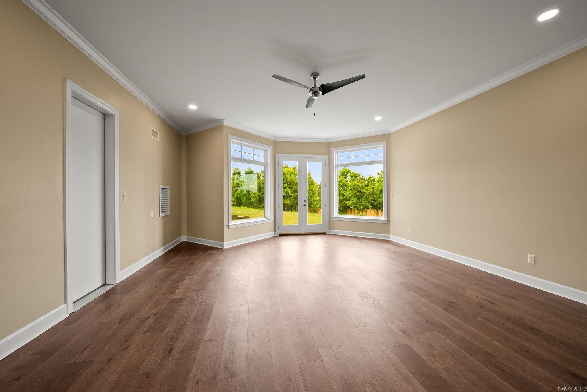 WATERVIEW ESTATES - Residential