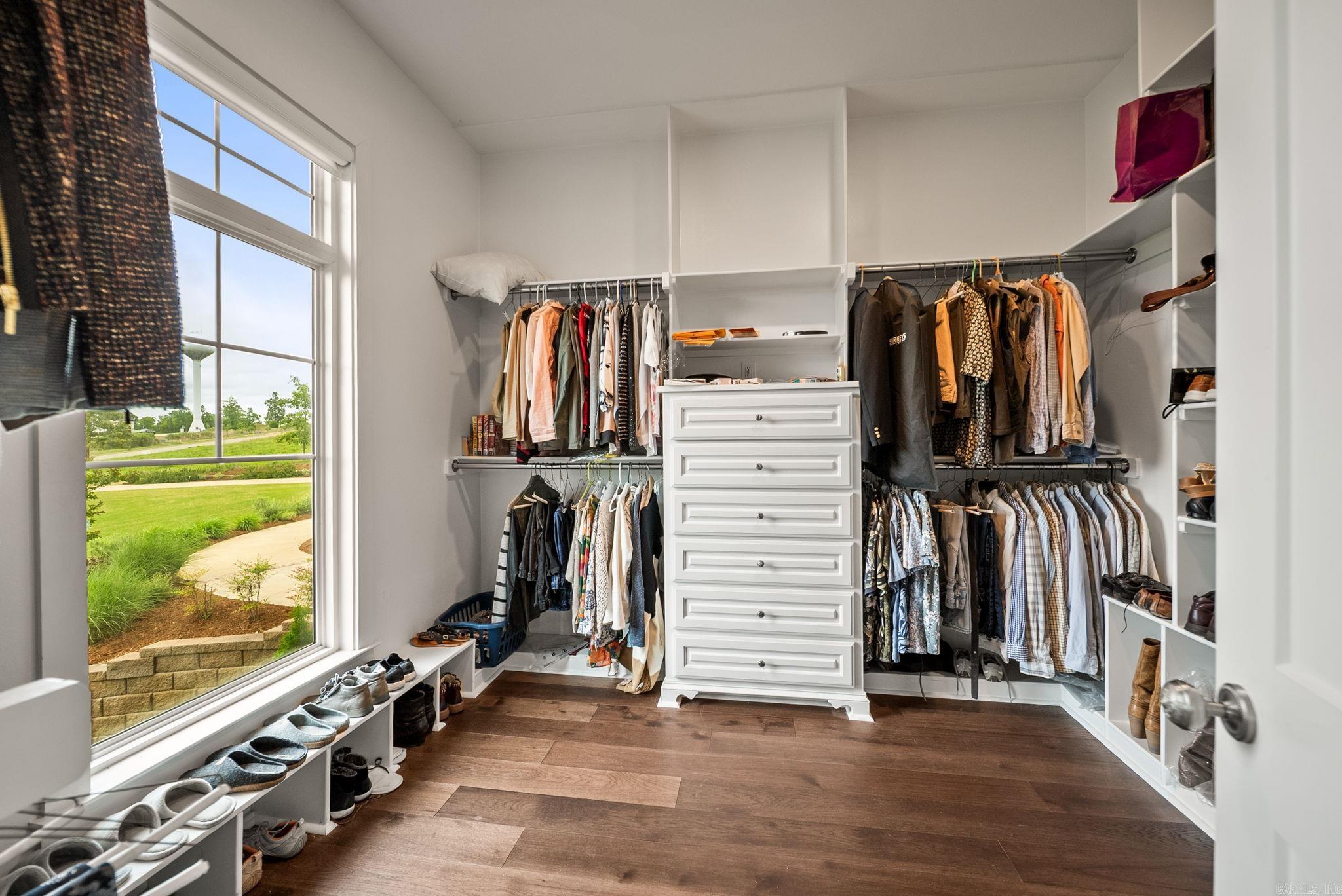 WATERVIEW ESTATES - Residential