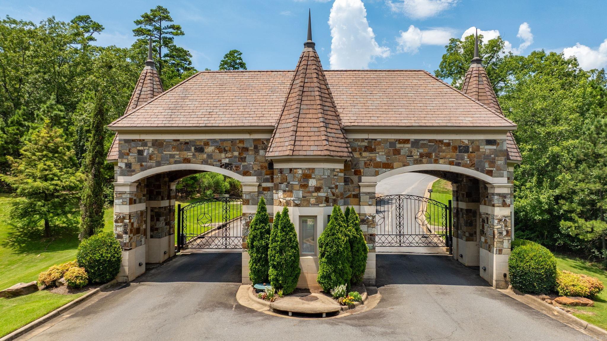 WATERVIEW ESTATES - Residential