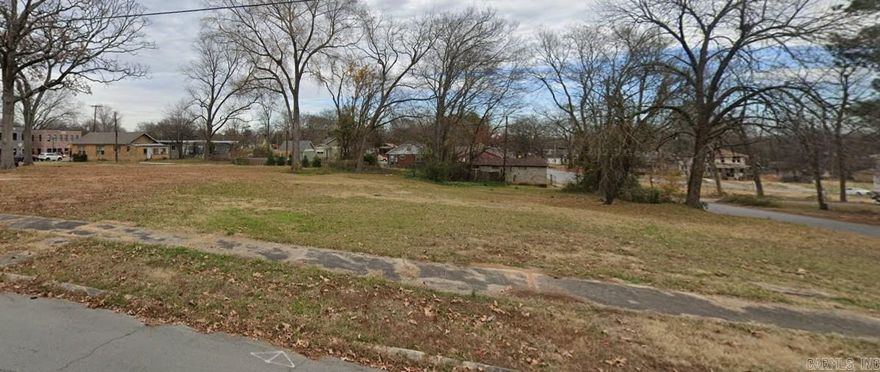 Side by side lots near Pettaway Square, make these your new home.