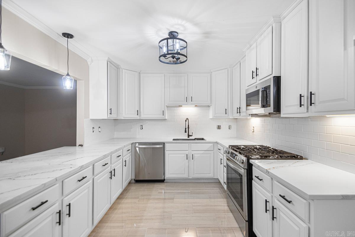 Twin Lakes - Residential