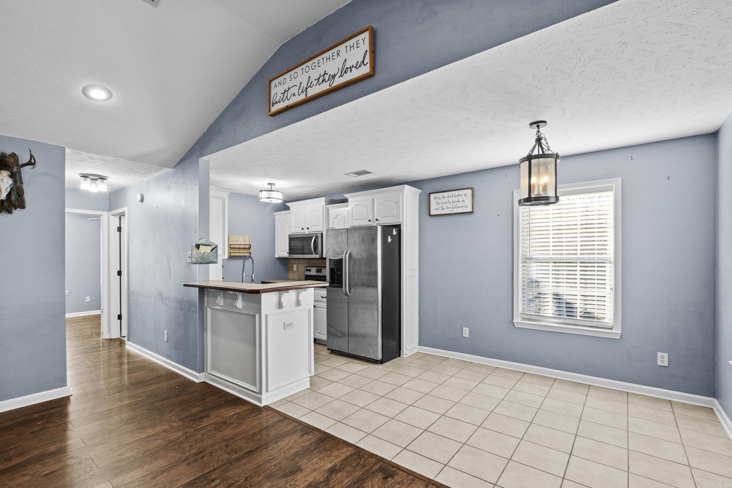 CARRIAGE COURT L - Residential