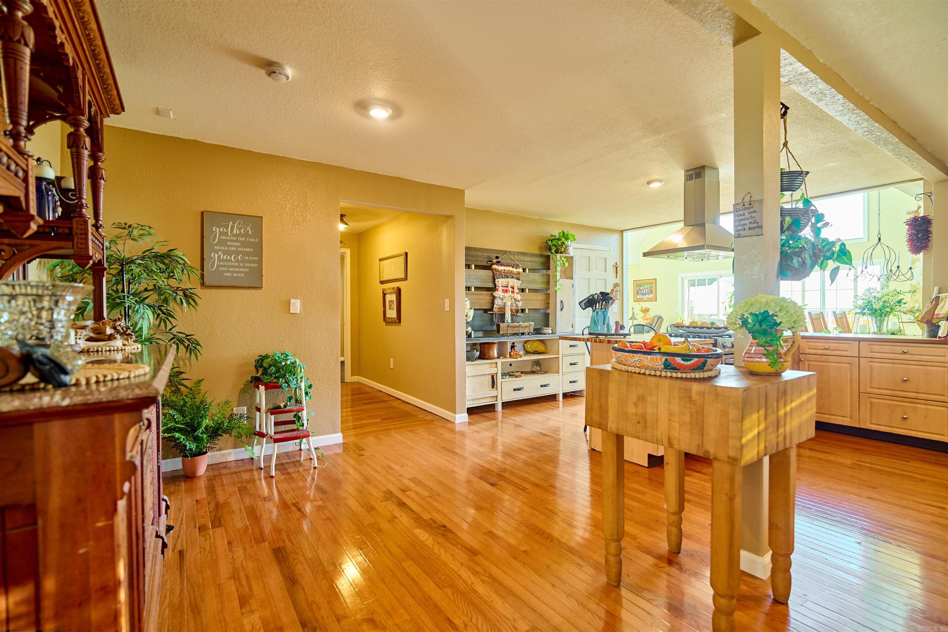 KIMA THIRD - Residential