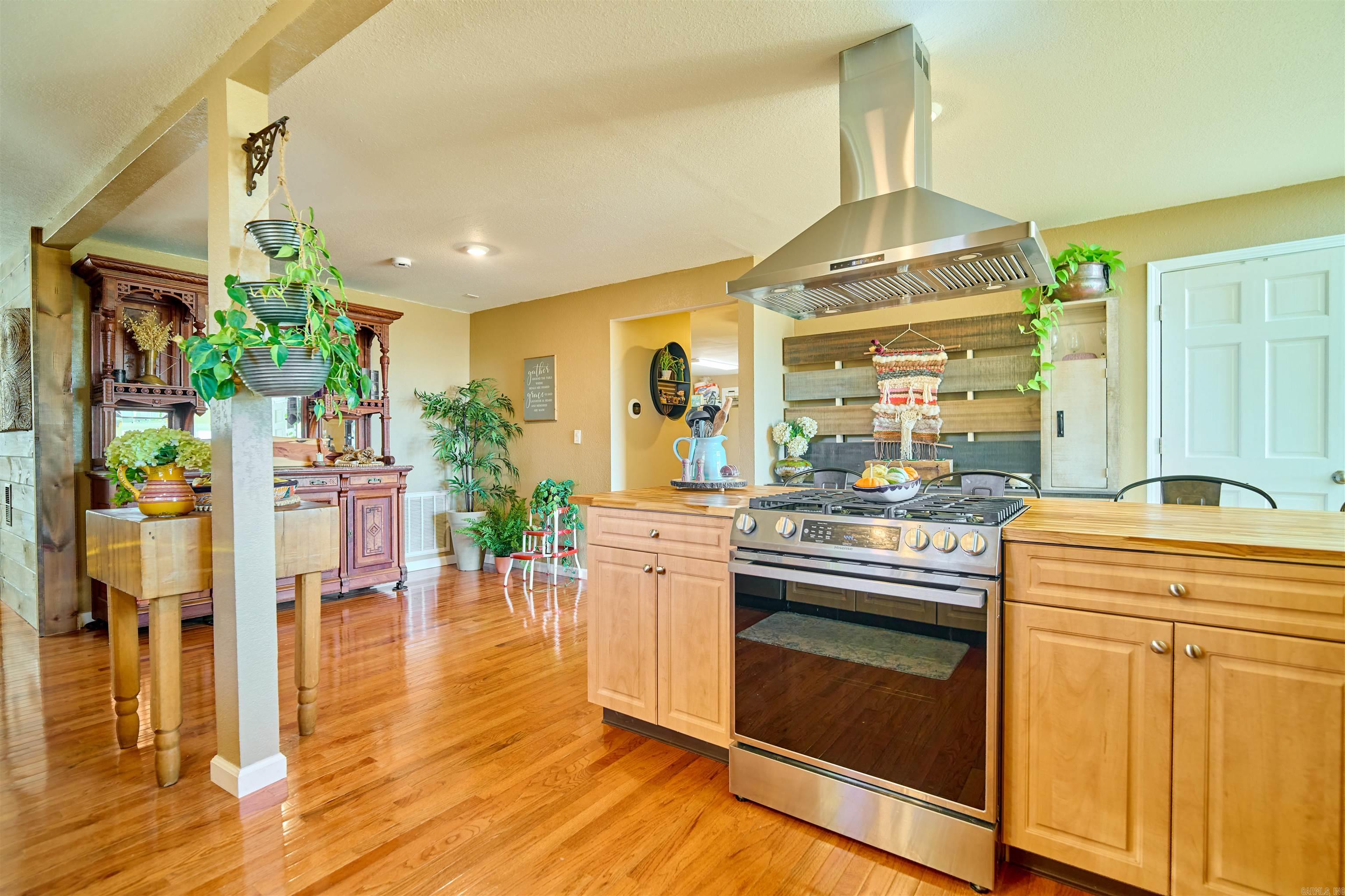 KIMA THIRD - Residential