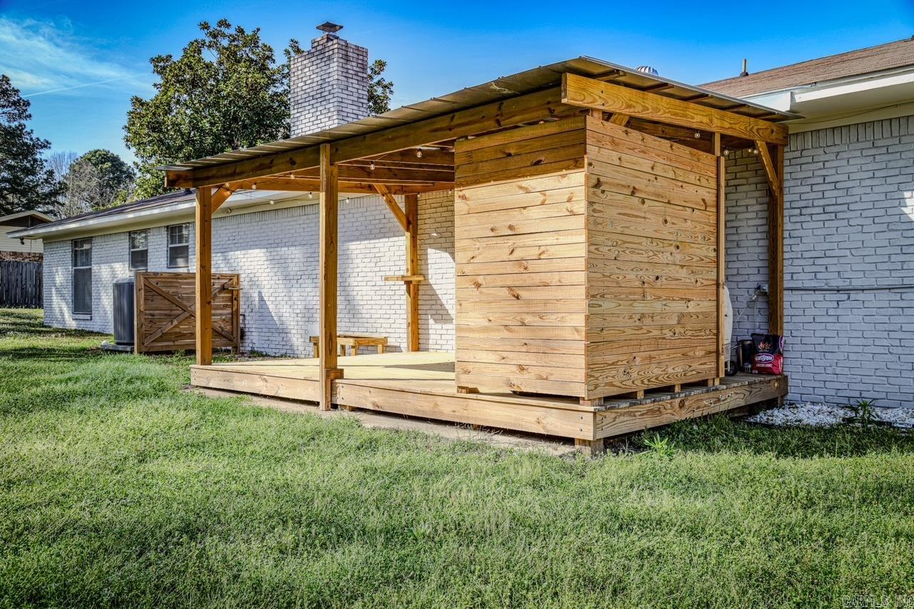 LEEWOOD ADDN - Residential