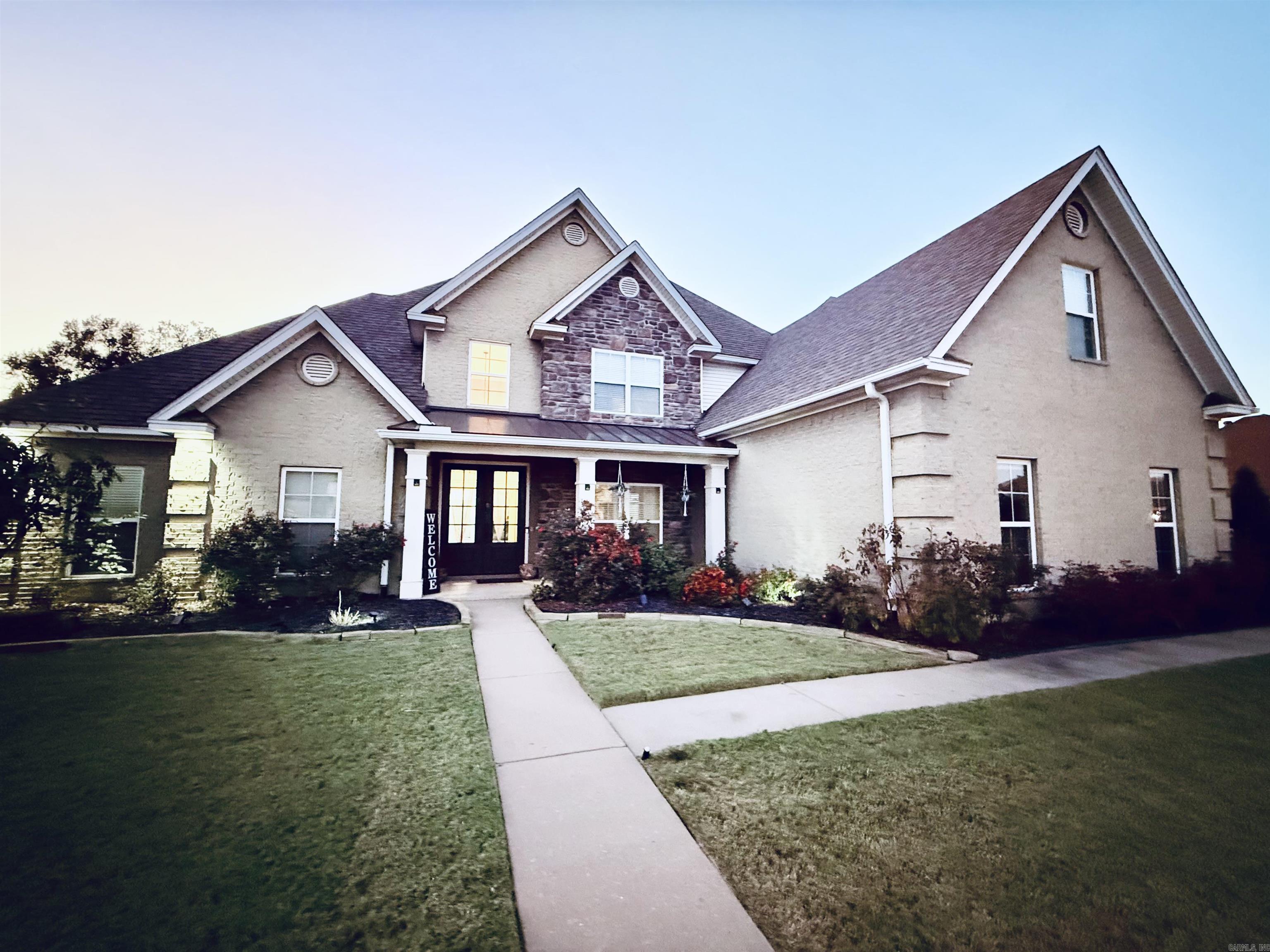 COUNTRY CLUB OF ARK THE - Residential