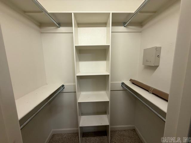 COUNTRY CLUB OF ARK THE - Residential