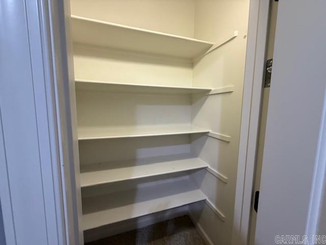 COUNTRY CLUB OF ARK THE - Residential