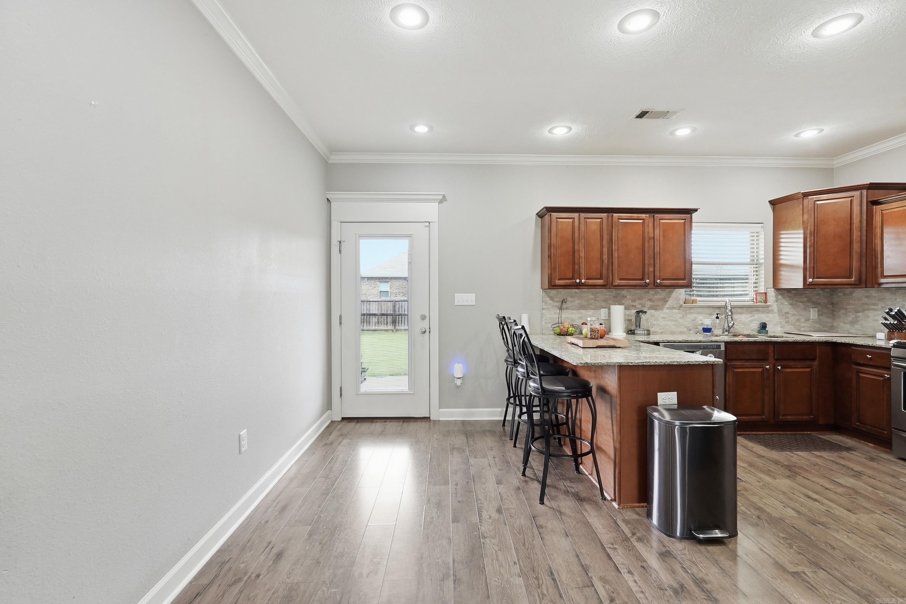 MAKENNA COVE - Residential