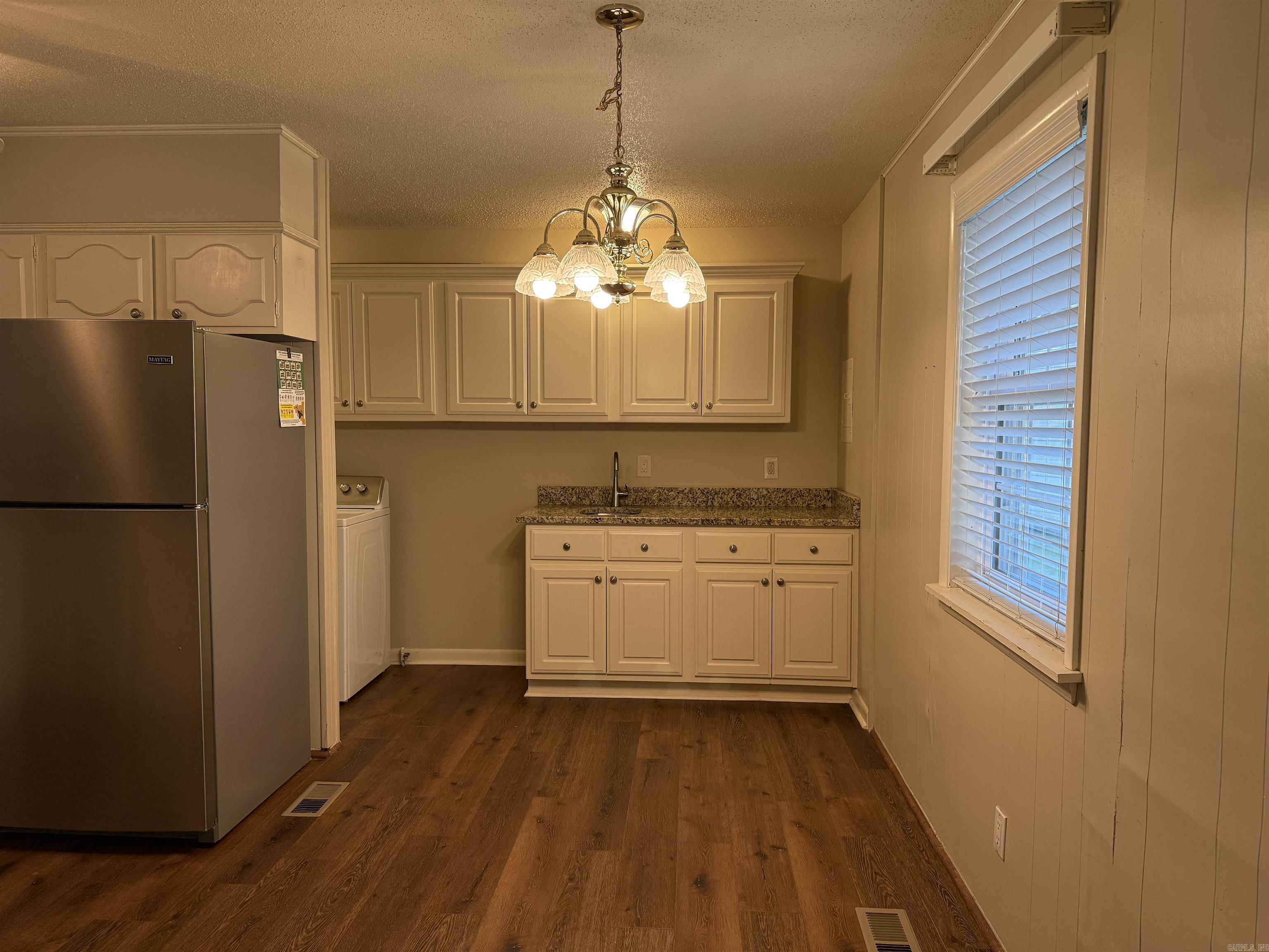 PIKE VIEW - Residential