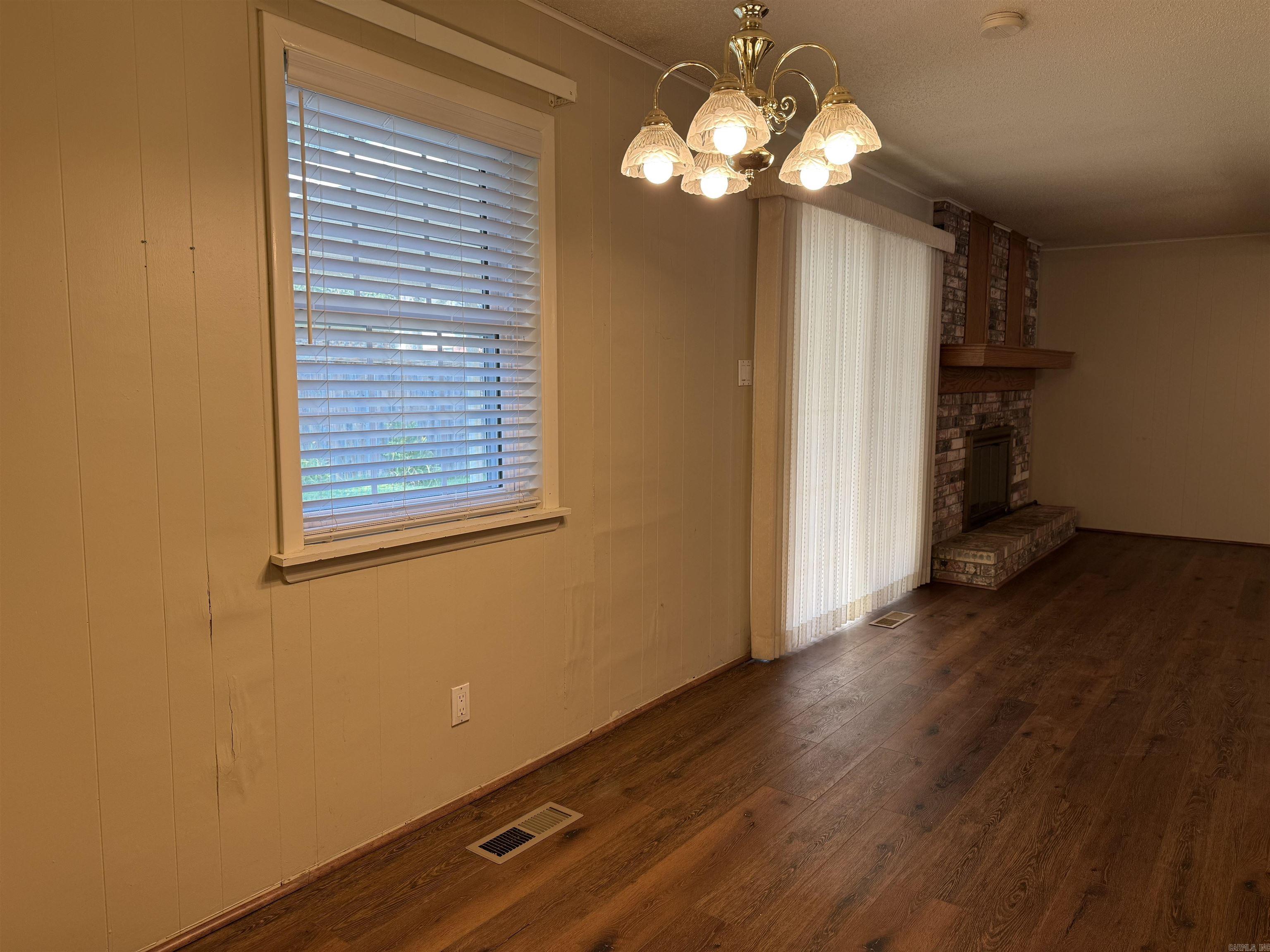 PIKE VIEW - Residential