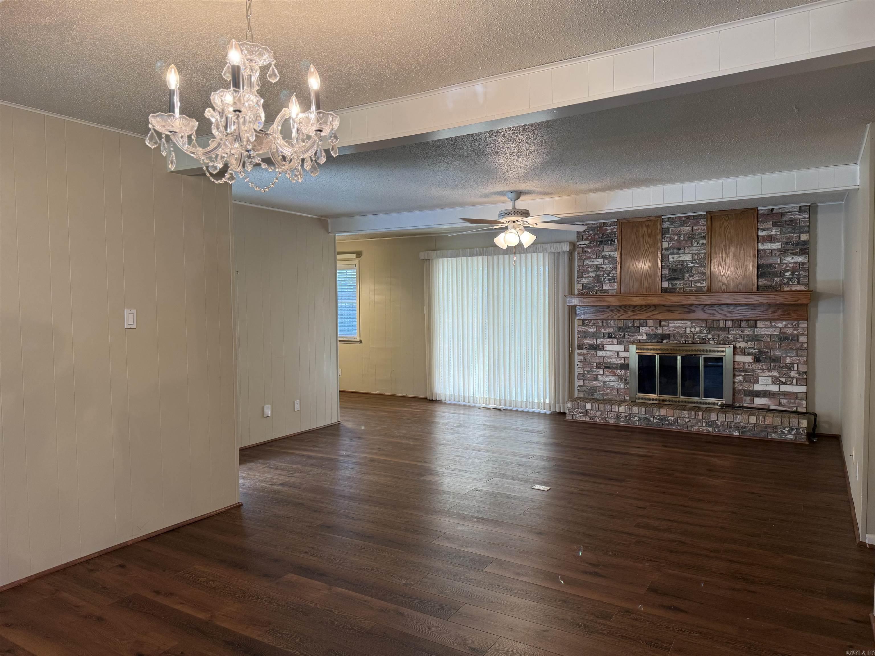 PIKE VIEW - Residential