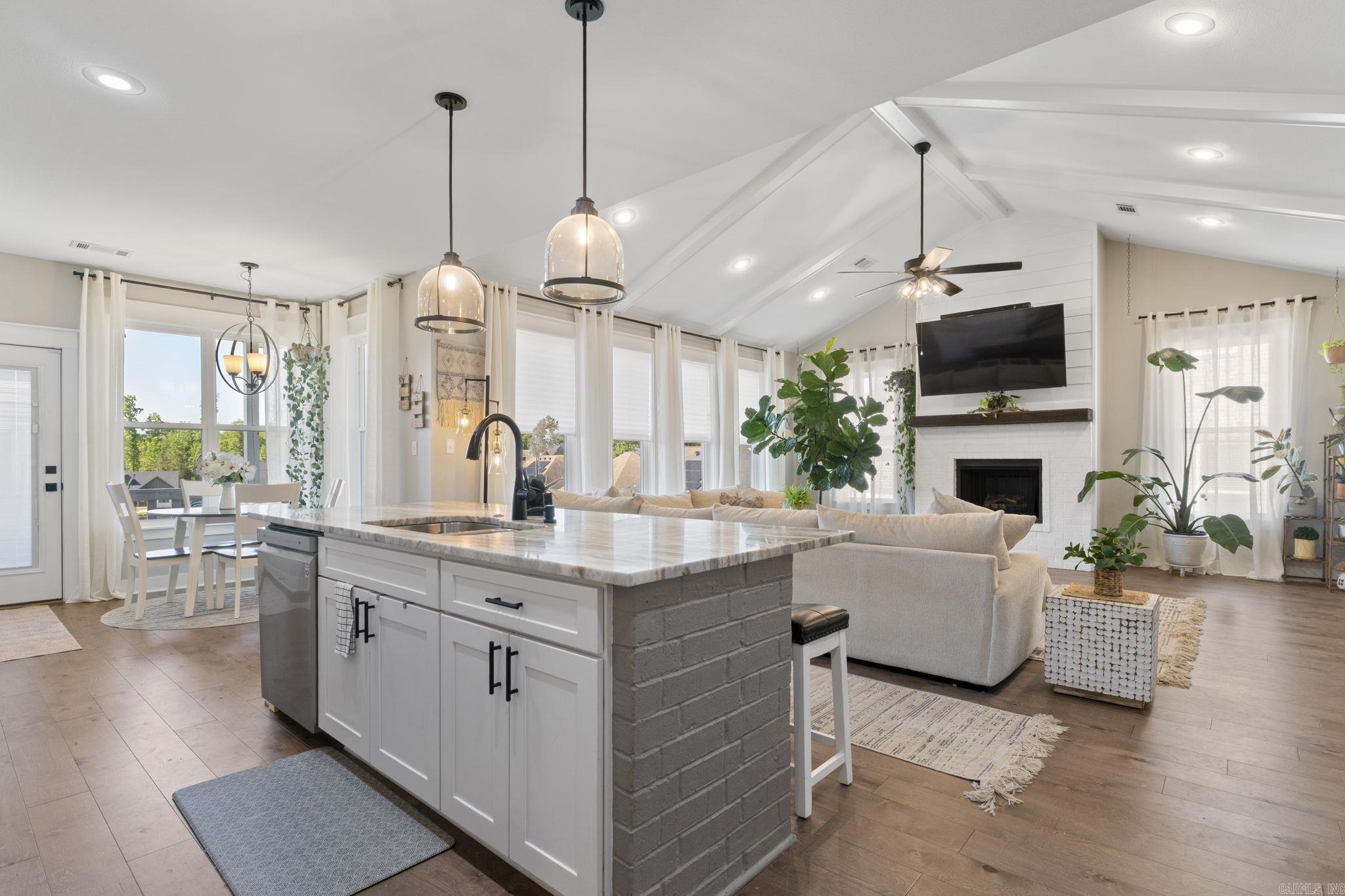 GRACE VILLAGE - Residential