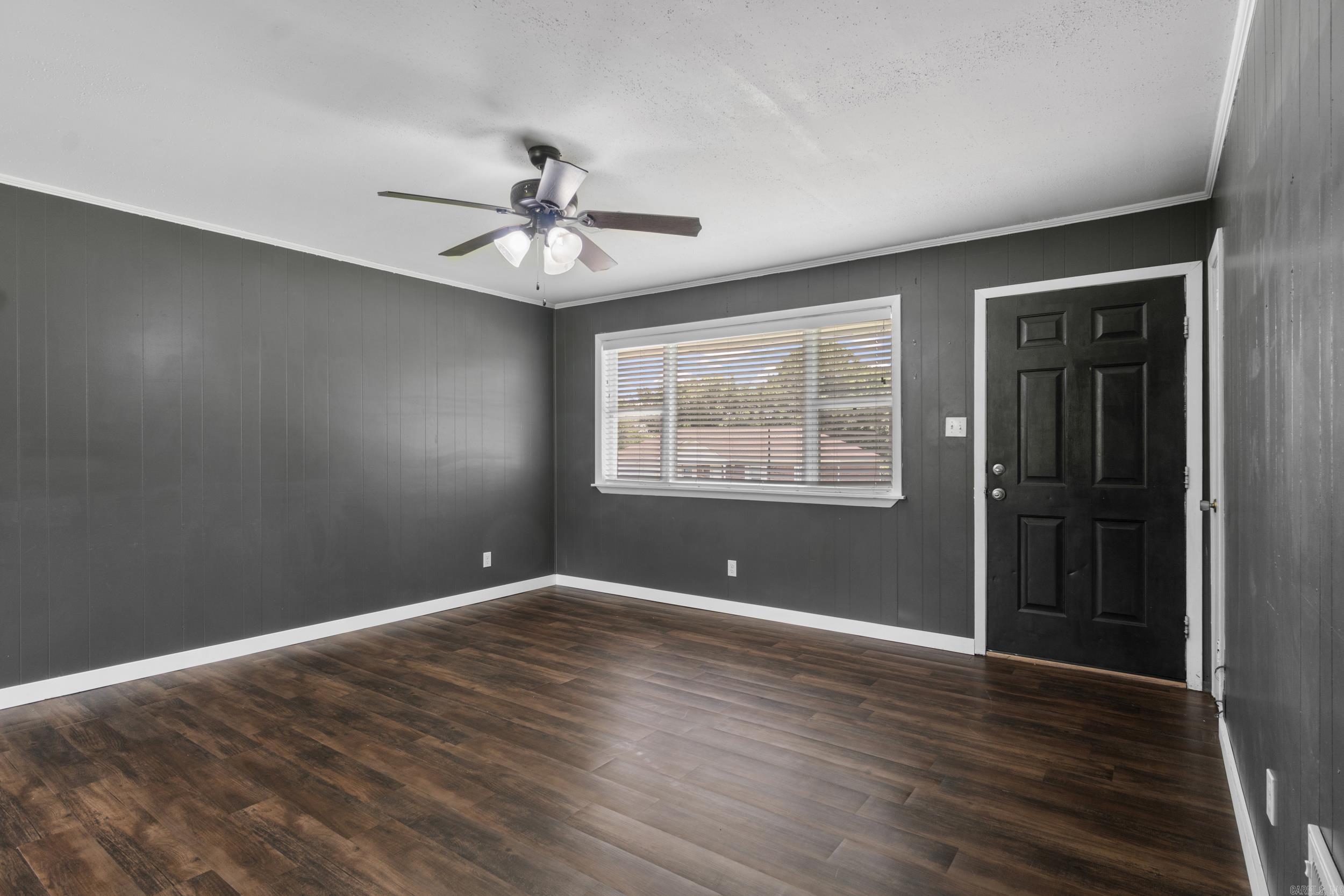 CEDAR CREST - Residential