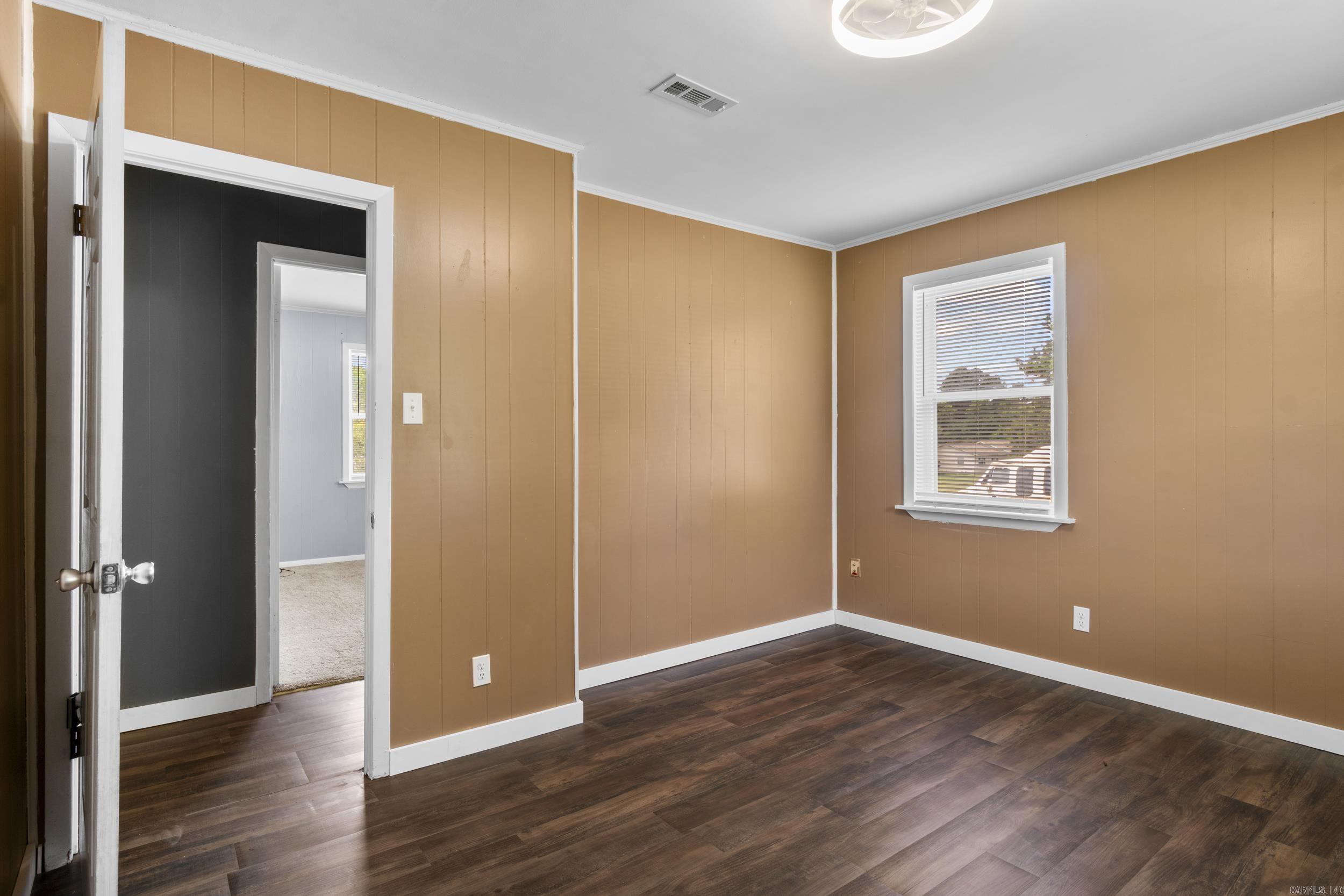 CEDAR CREST - Residential