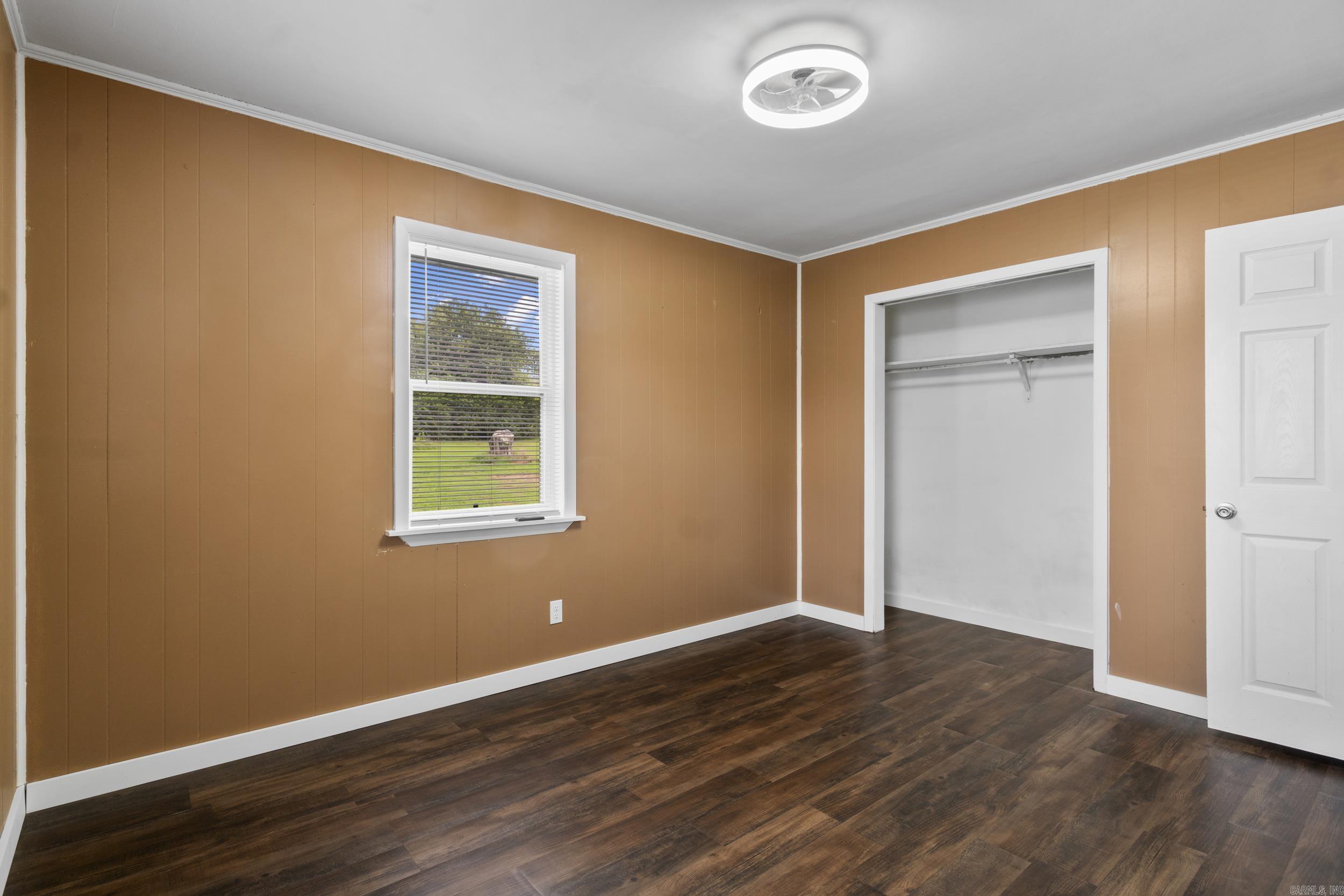 CEDAR CREST - Residential