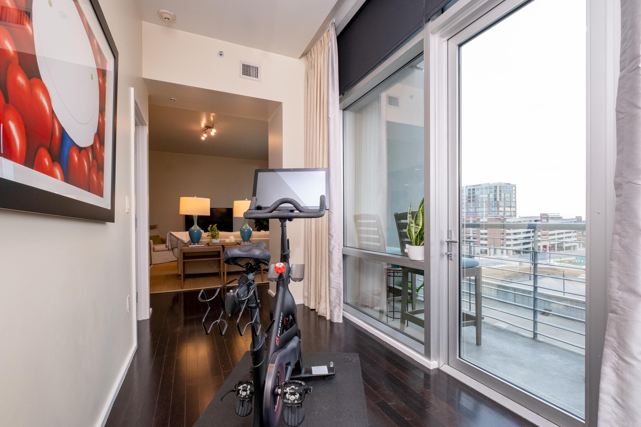 River Market - Residential Lease