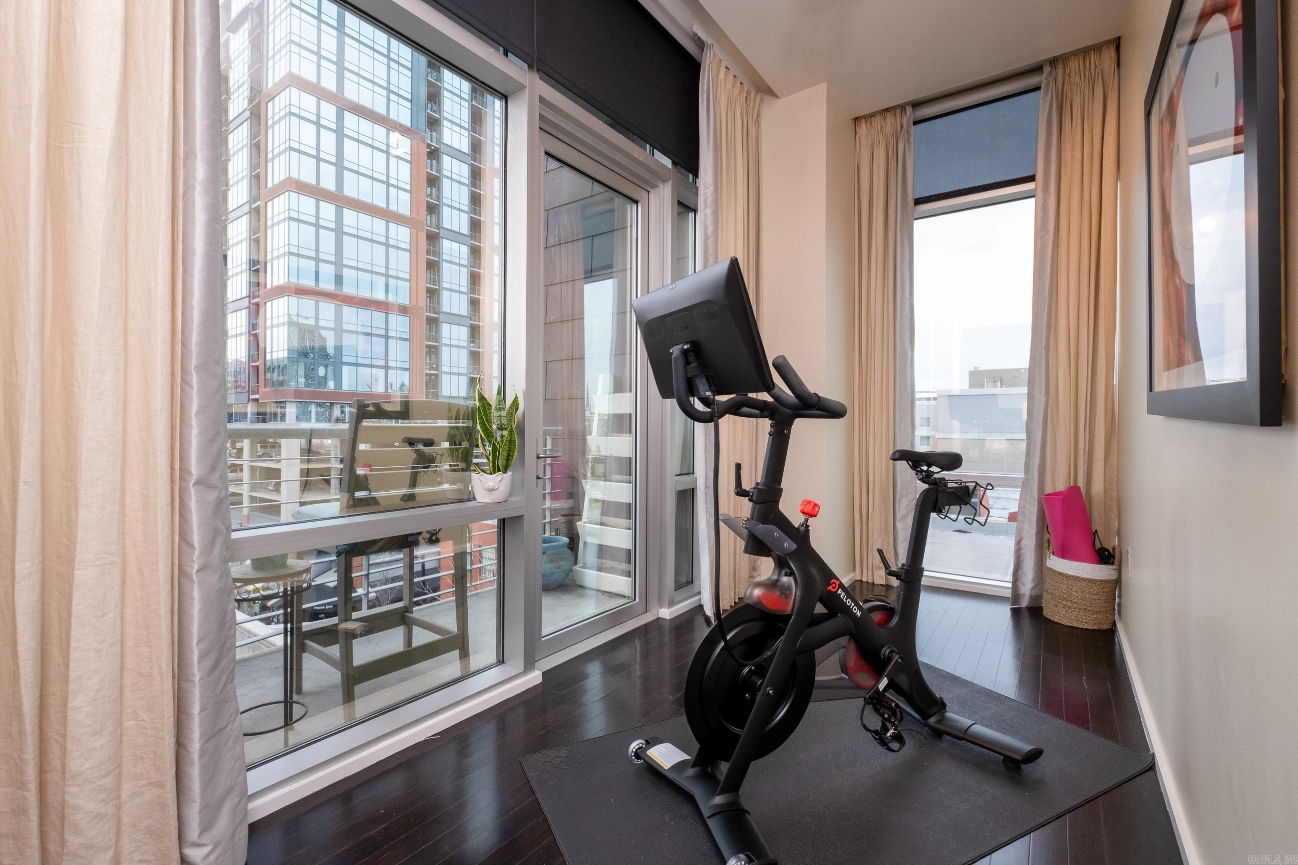 River Market - Residential Lease