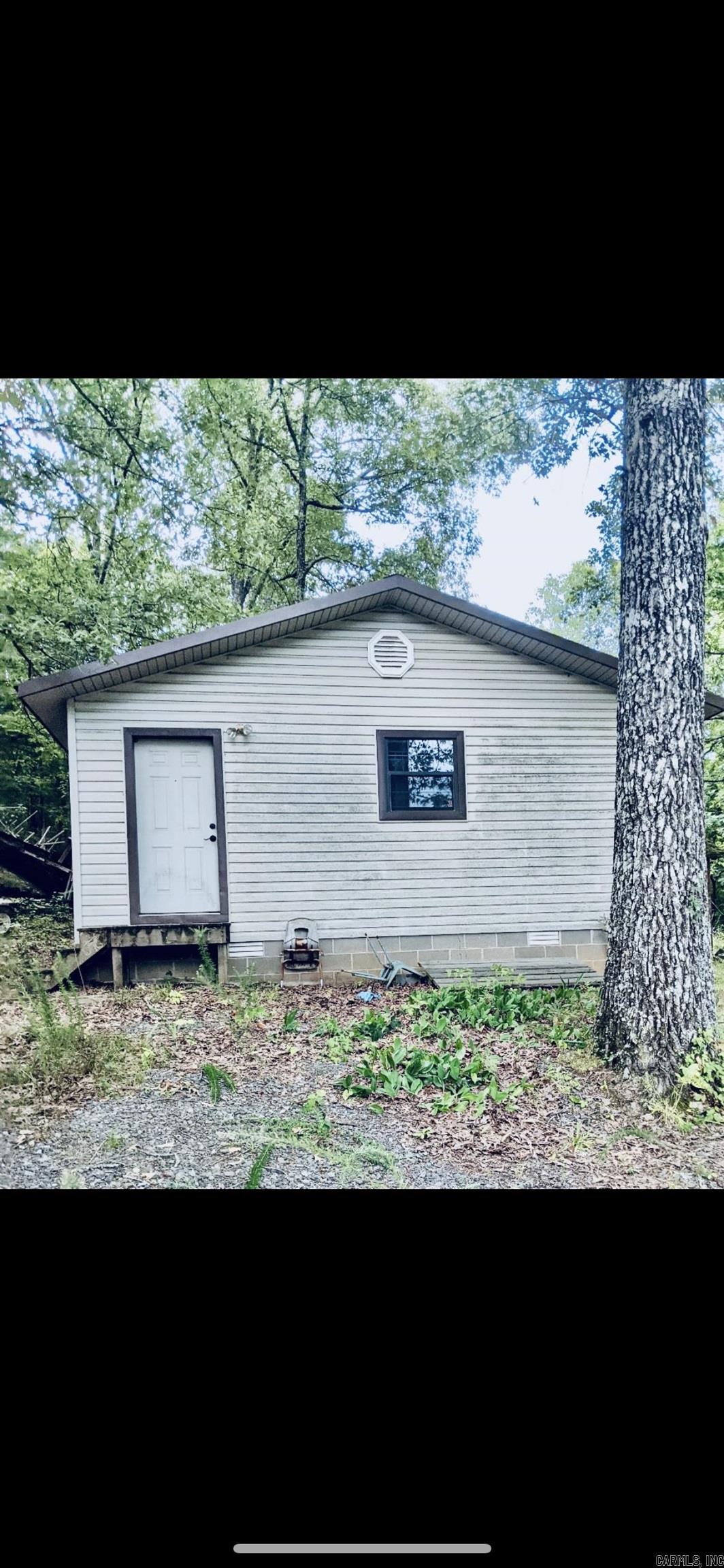 CLINTON - Residential