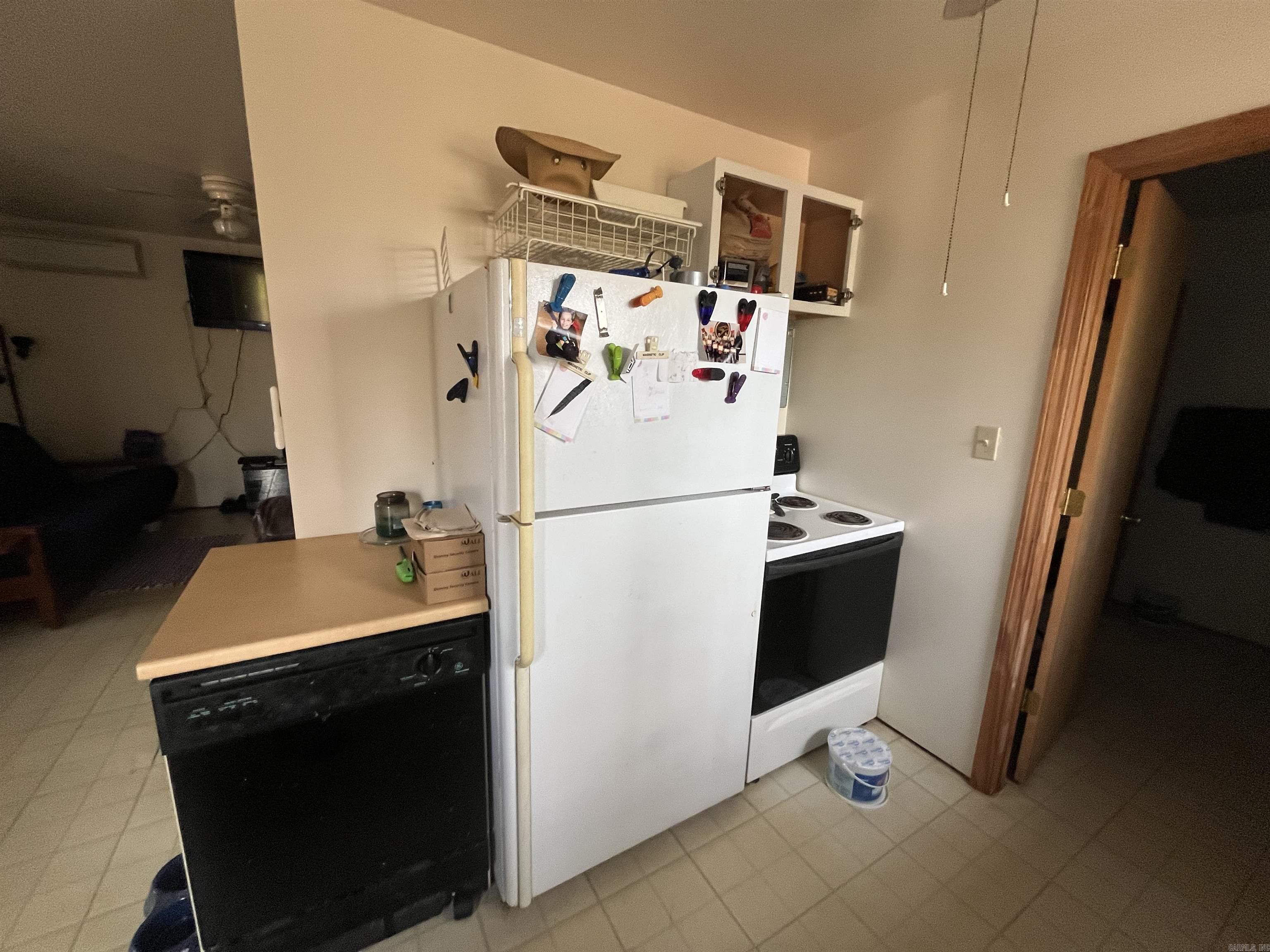 CLINTON - Residential