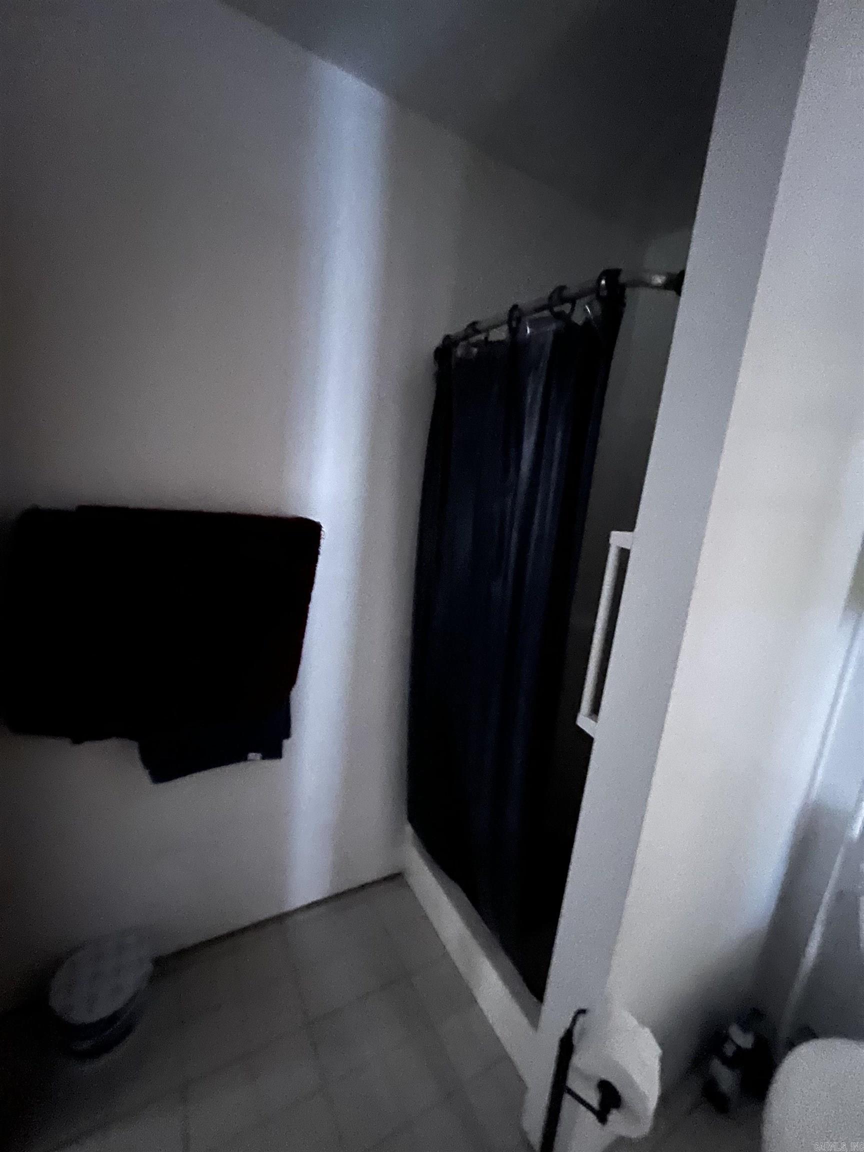 CLINTON - Residential