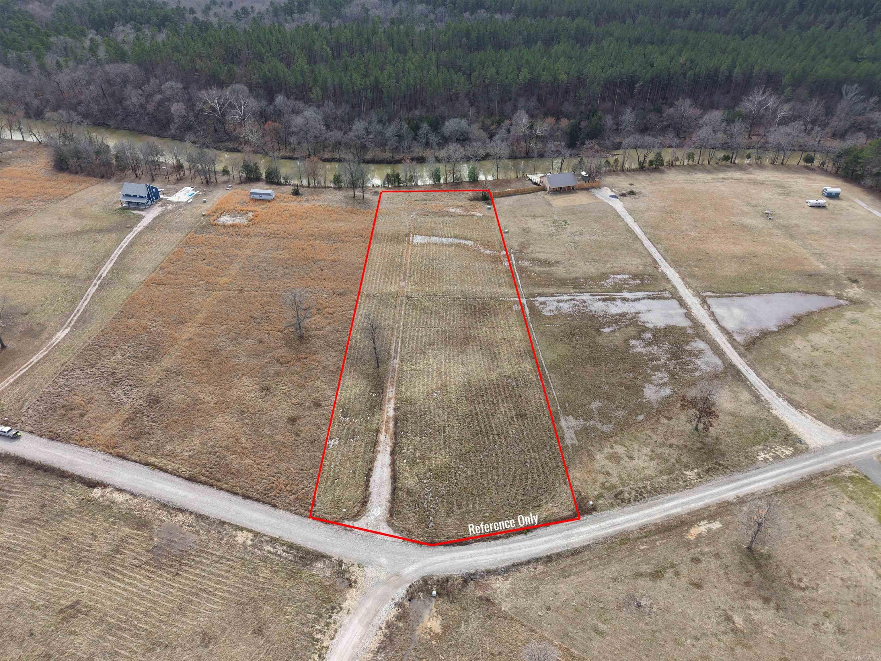 REVAS RETREAT - Land